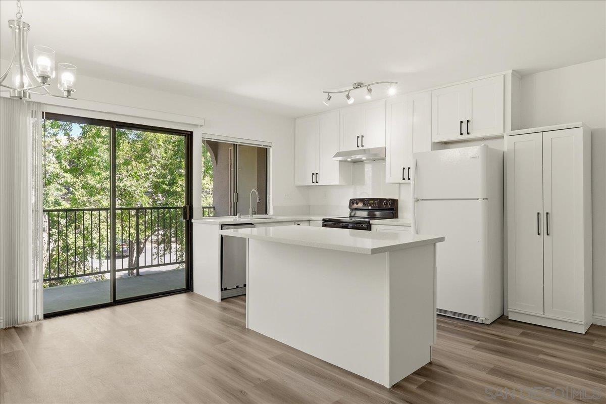 Detail Gallery Image 9 of 37 For 7835  Cowles Mountain Ct  #B38,  San Diego,  CA 92119 - 2 Beds | 2 Baths