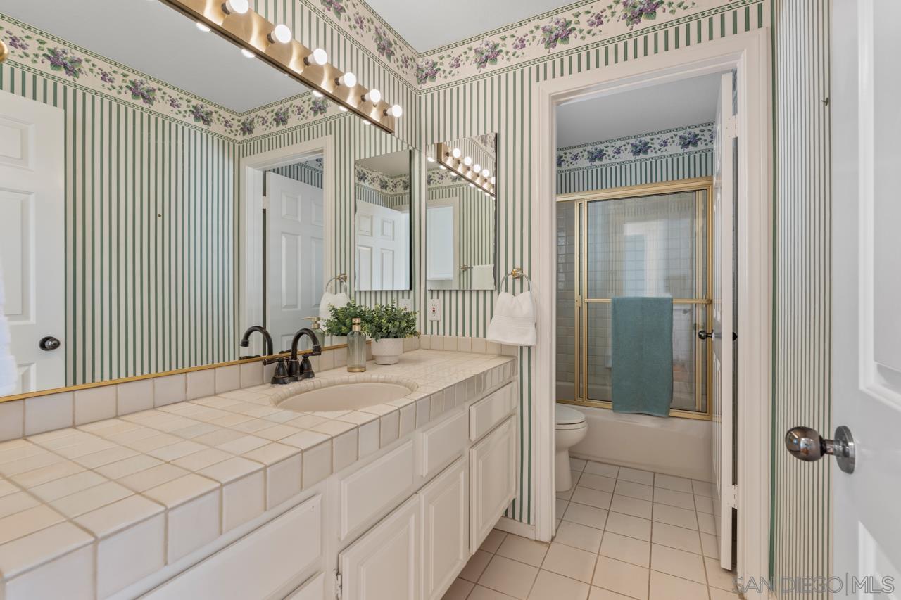 Detail Gallery Image 30 of 53 For 12135  Caminito Corriente, San Diego,  CA 92128 - 4 Beds | 3 Baths