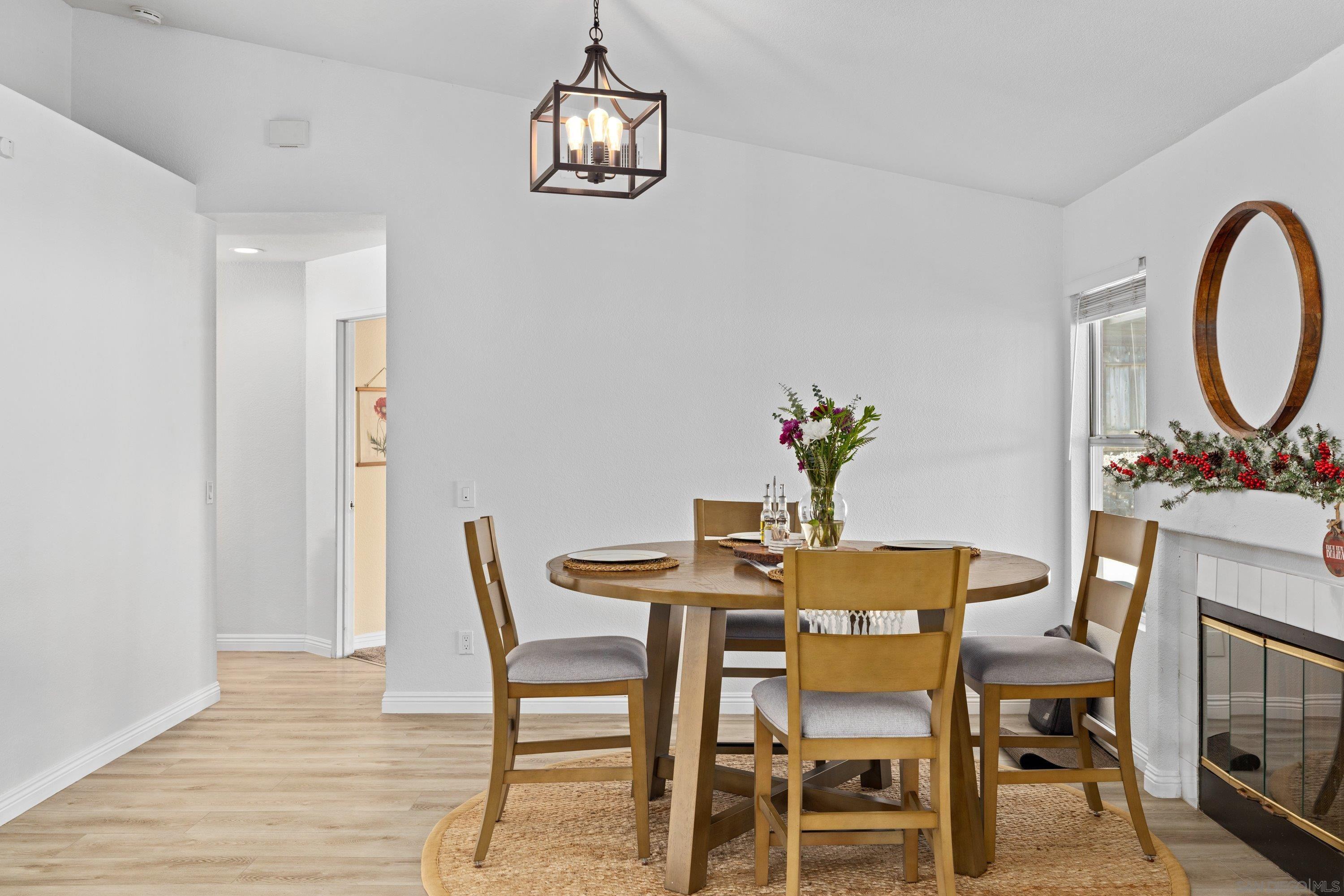 Detail Gallery Image 11 of 30 For 286  Glendale Ave, San Marcos,  CA 92069 - 3 Beds | 2 Baths