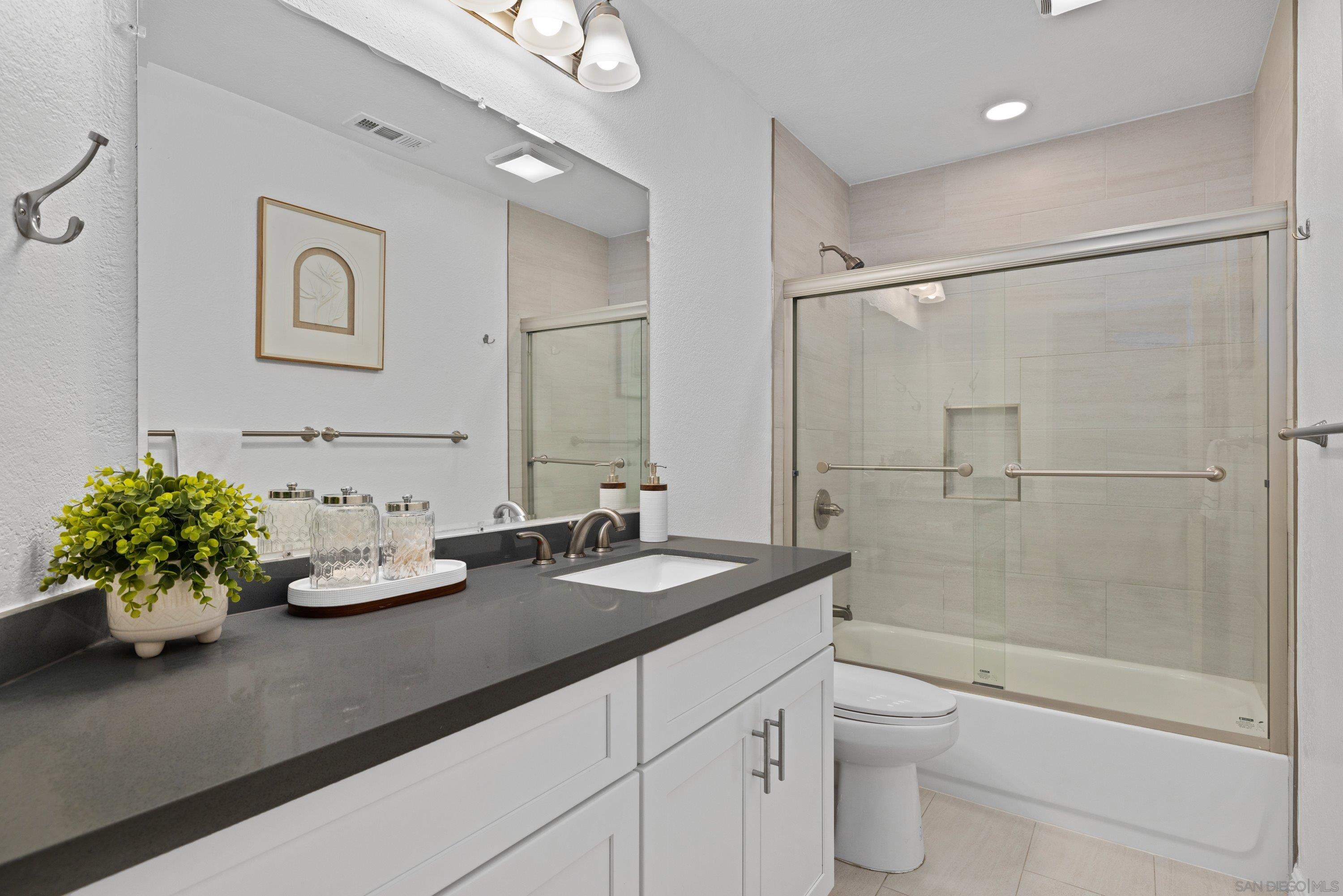 Detail Gallery Image 21 of 30 For 286  Glendale Ave, San Marcos,  CA 92069 - 3 Beds | 2 Baths