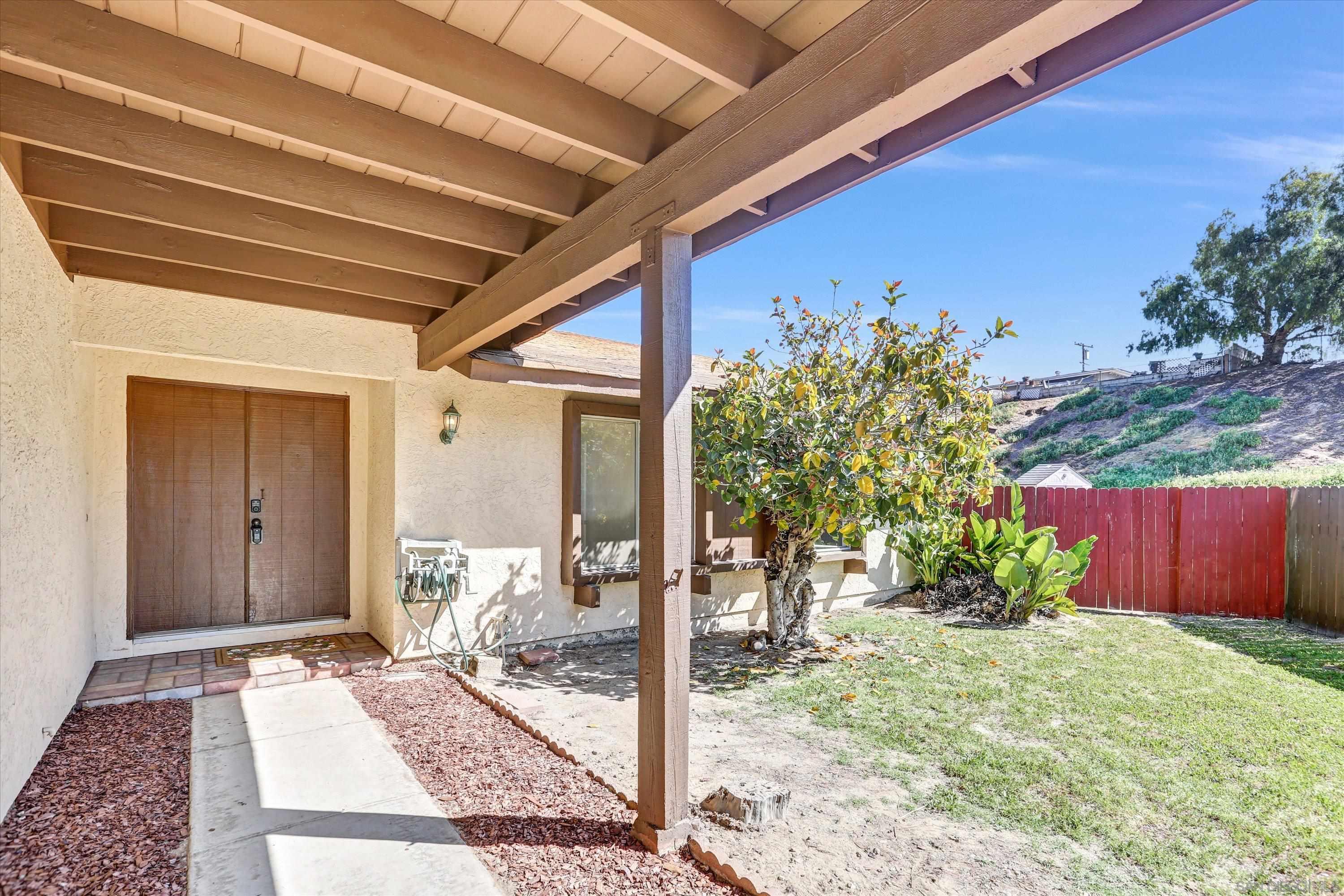 Detail Gallery Image 5 of 33 For 1495  Shipley, San Diego,  CA 92114 - 4 Beds | 2 Baths