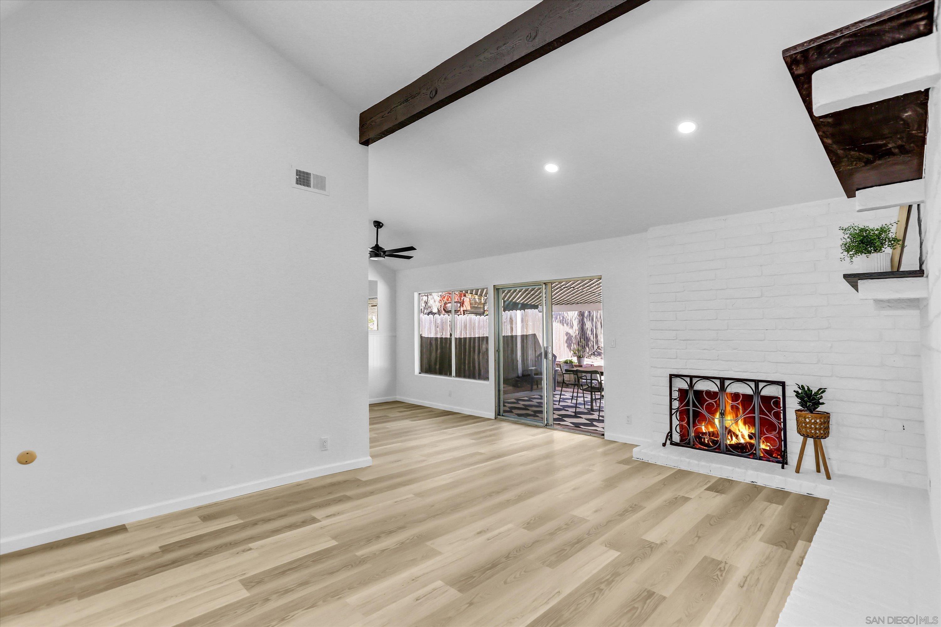 Detail Gallery Image 7 of 33 For 1495  Shipley, San Diego,  CA 92114 - 4 Beds | 2 Baths