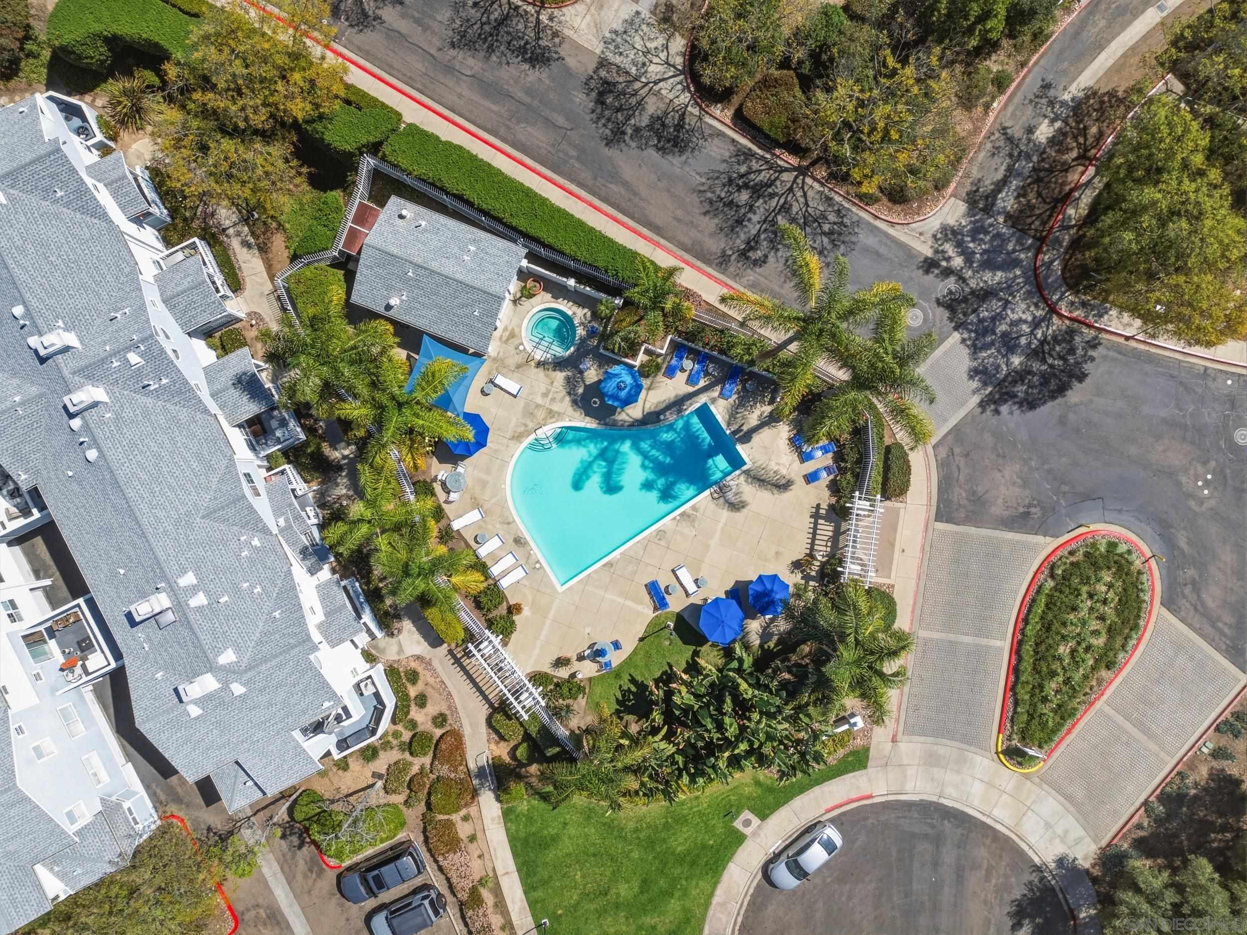 Detail Gallery Image 34 of 36 For 10050  Scripps Vista Way  #21,  San Diego,  CA 92131 - 3 Beds | 3 Baths