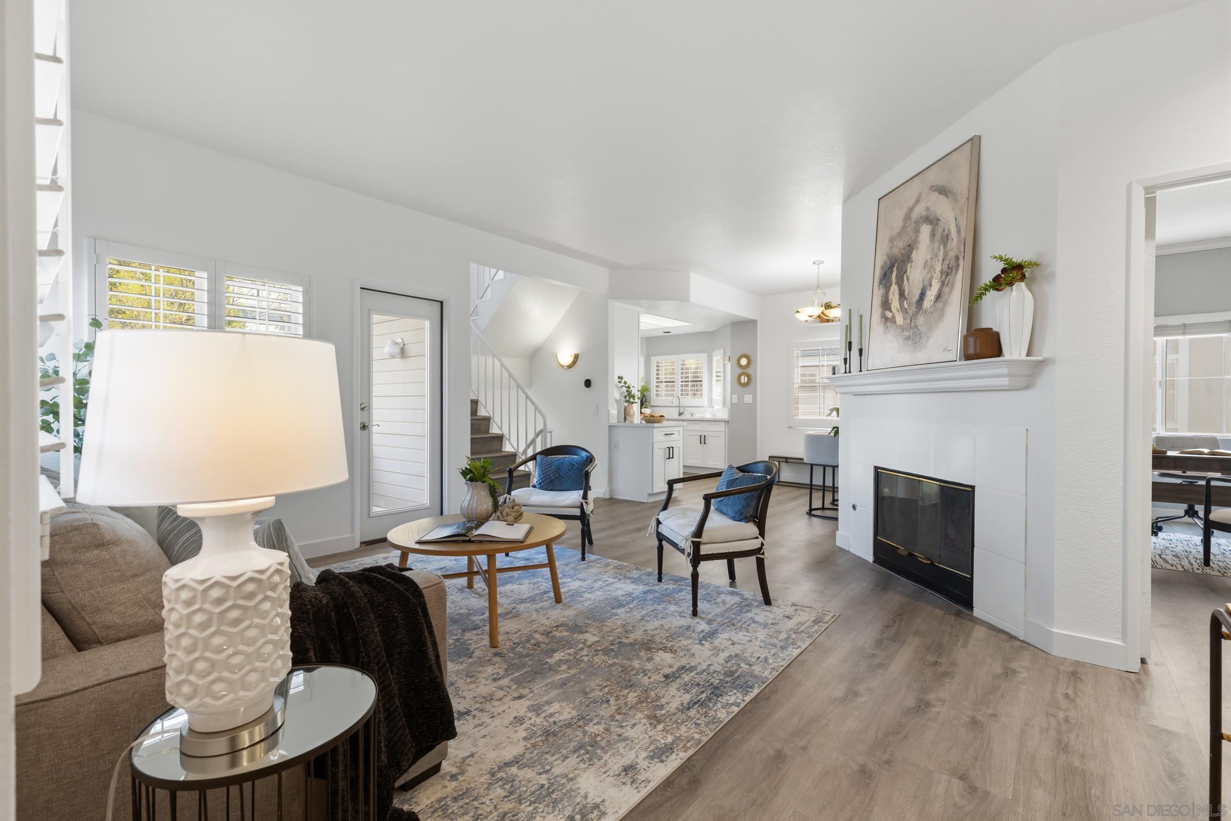 Detail Gallery Image 5 of 32 For 10050  Scripps Vista Way  #21,  San Diego,  CA 92131 - 3 Beds | 3 Baths