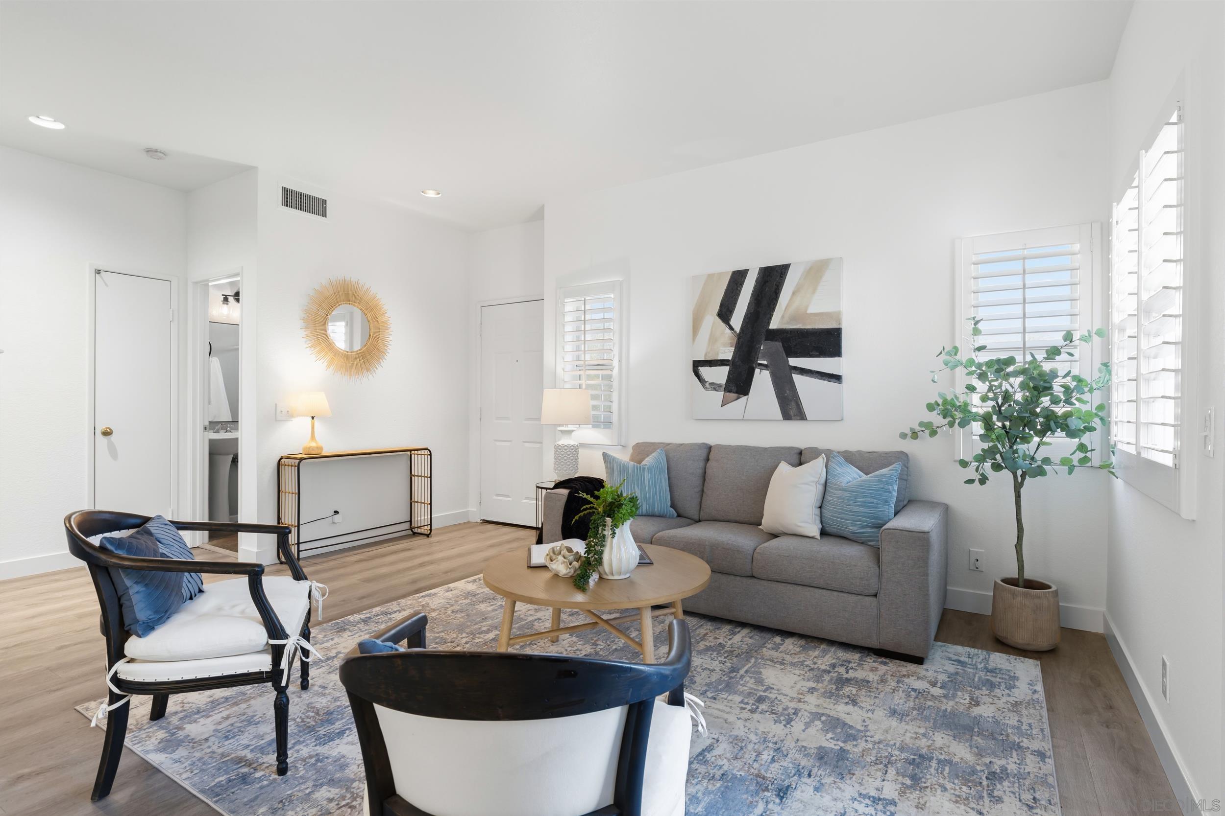 Detail Gallery Image 7 of 32 For 10050  Scripps Vista Way  #21,  San Diego,  CA 92131 - 3 Beds | 3 Baths