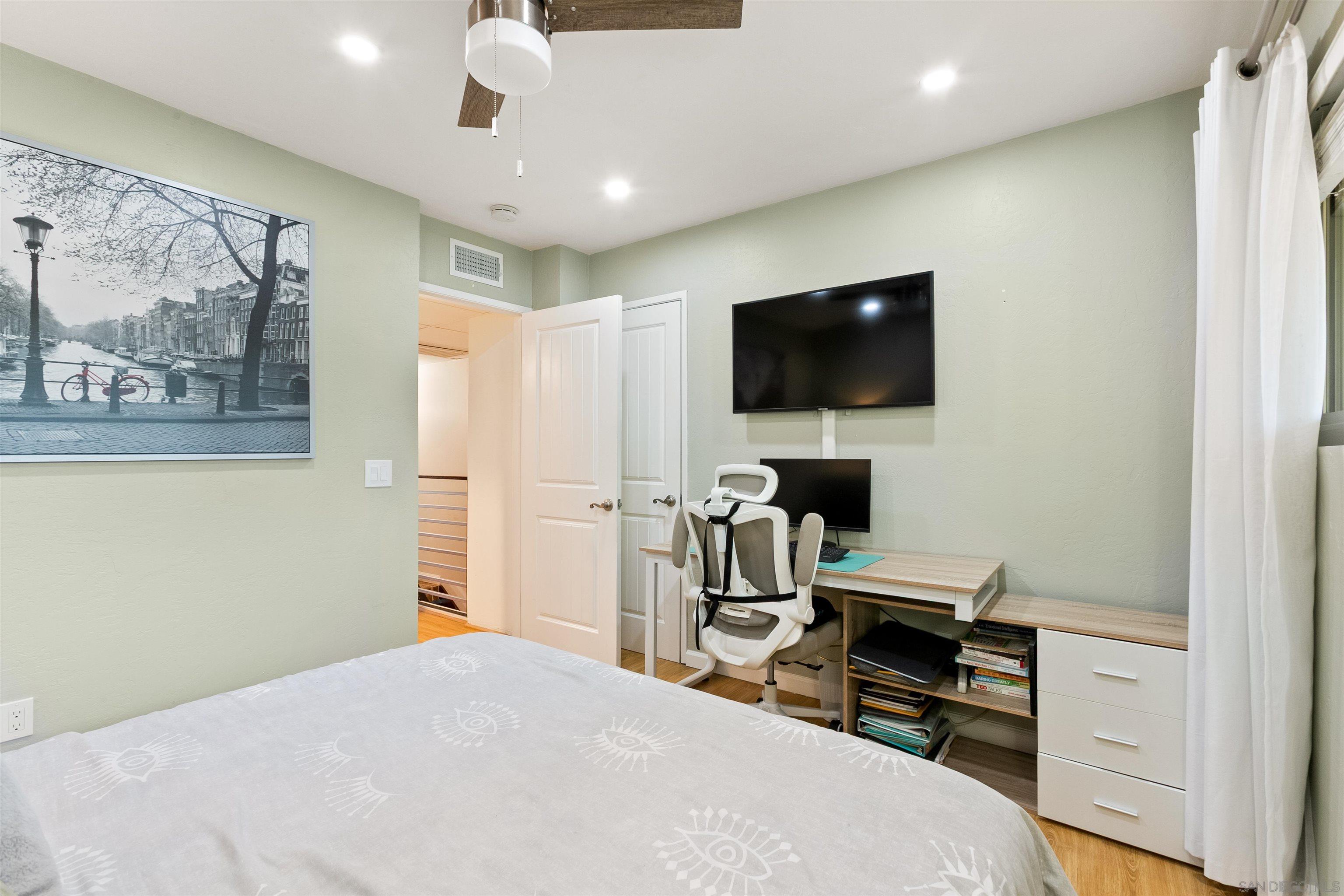 Detail Gallery Image 18 of 39 For 5700  Baltimore Dr  #202,  La Mesa,  CA 91942 - 2 Beds | 2/1 Baths