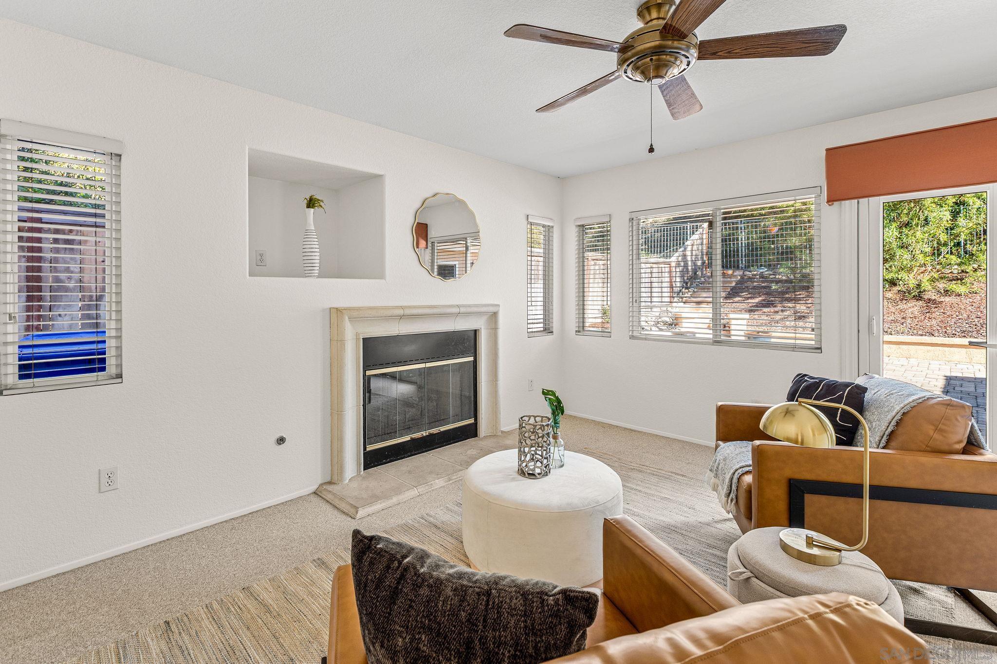 Detail Gallery Image 12 of 33 For 10941  Waterton Road, San Diego,  CA 92131 - 5 Beds | 4 Baths