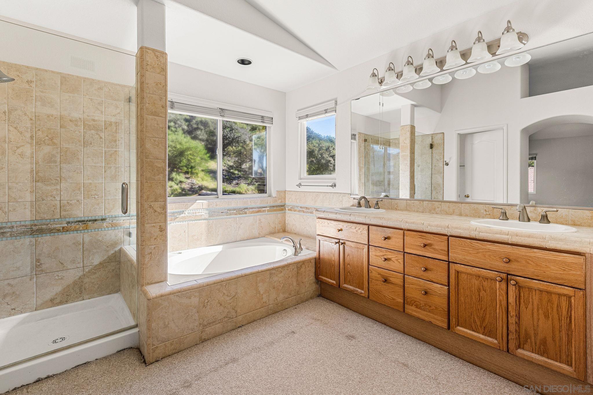 Detail Gallery Image 25 of 33 For 10941  Waterton Road, San Diego,  CA 92131 - 5 Beds | 4 Baths