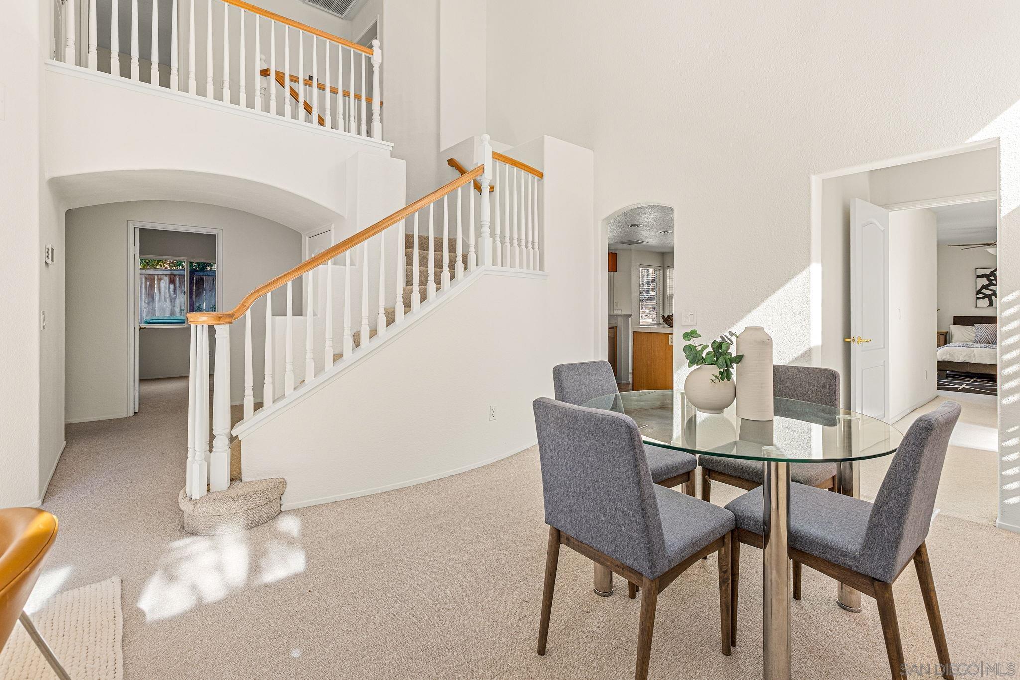 Detail Gallery Image 6 of 33 For 10941  Waterton Road, San Diego,  CA 92131 - 5 Beds | 4 Baths