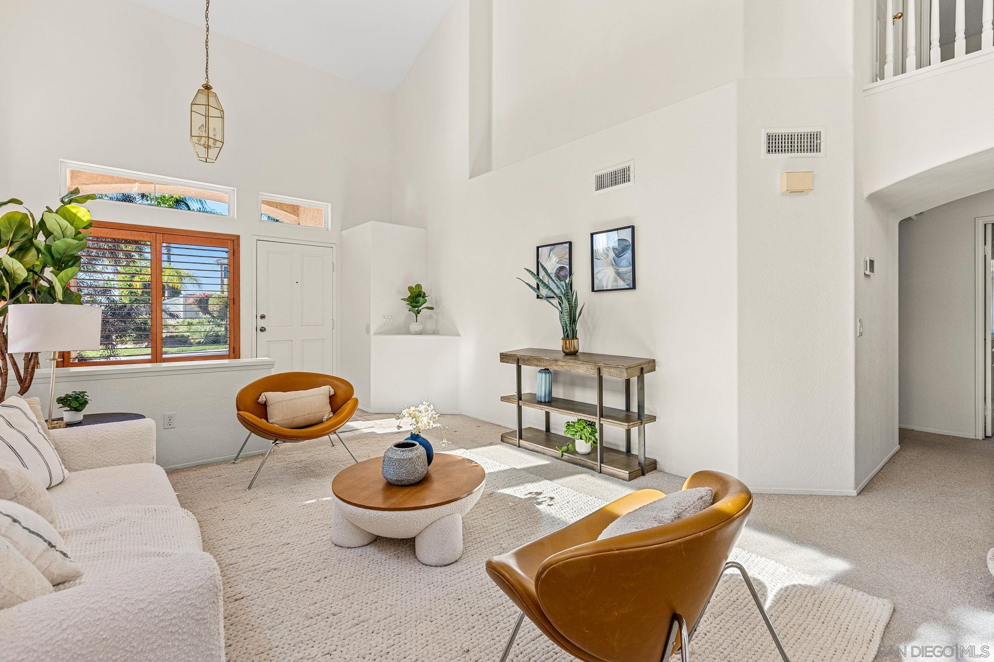 Detail Gallery Image 7 of 33 For 10941  Waterton Road, San Diego,  CA 92131 - 5 Beds | 4 Baths