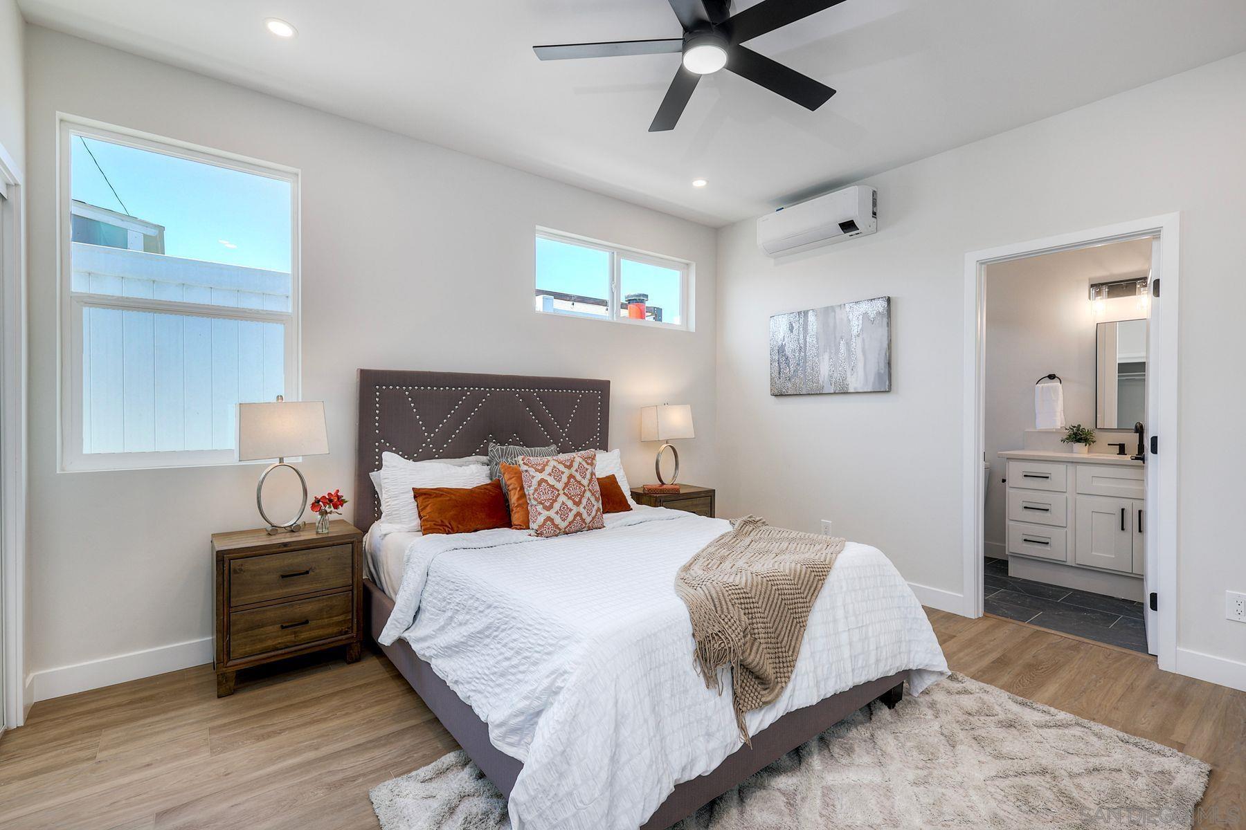 Detail Gallery Image 13 of 47 For 1226  8th St, Imperial Beach,  CA 91932 - 6 Beds | 4 Baths