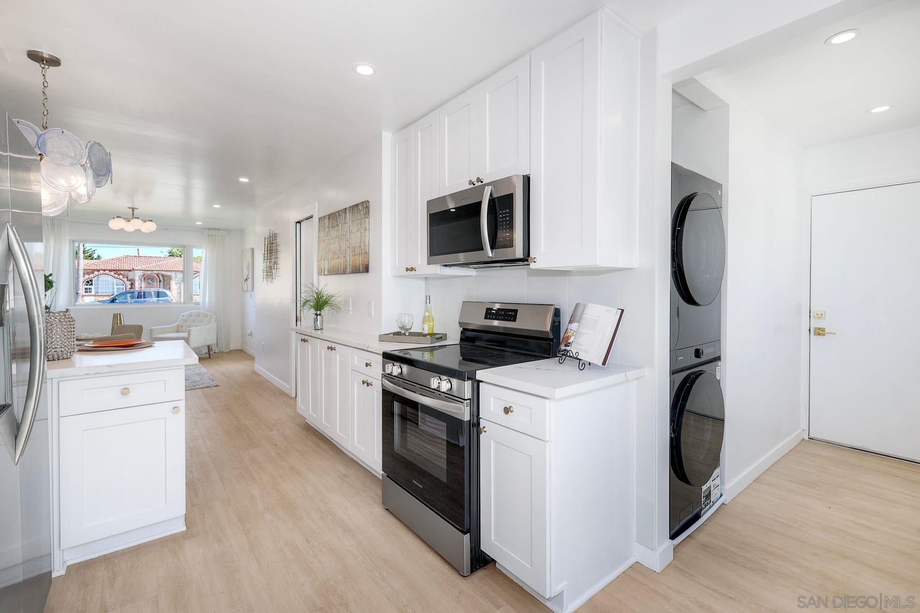 Detail Gallery Image 26 of 47 For 1226  8th St, Imperial Beach,  CA 91932 - 6 Beds | 4 Baths