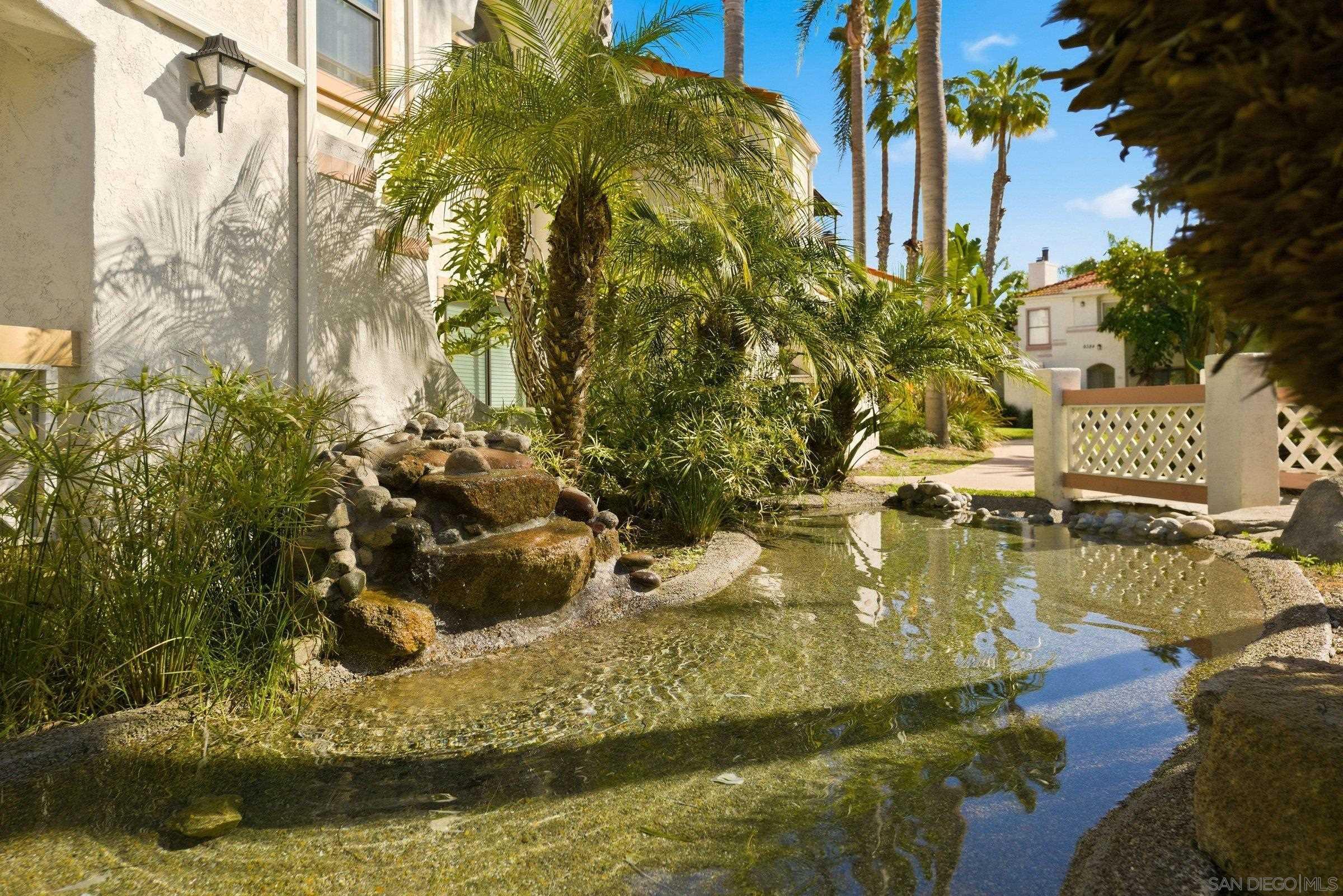 Detail Gallery Image 23 of 36 For 9454  Twin Trails Dr  #103,  San Diego,  CA 92129 - 3 Beds | 2 Baths