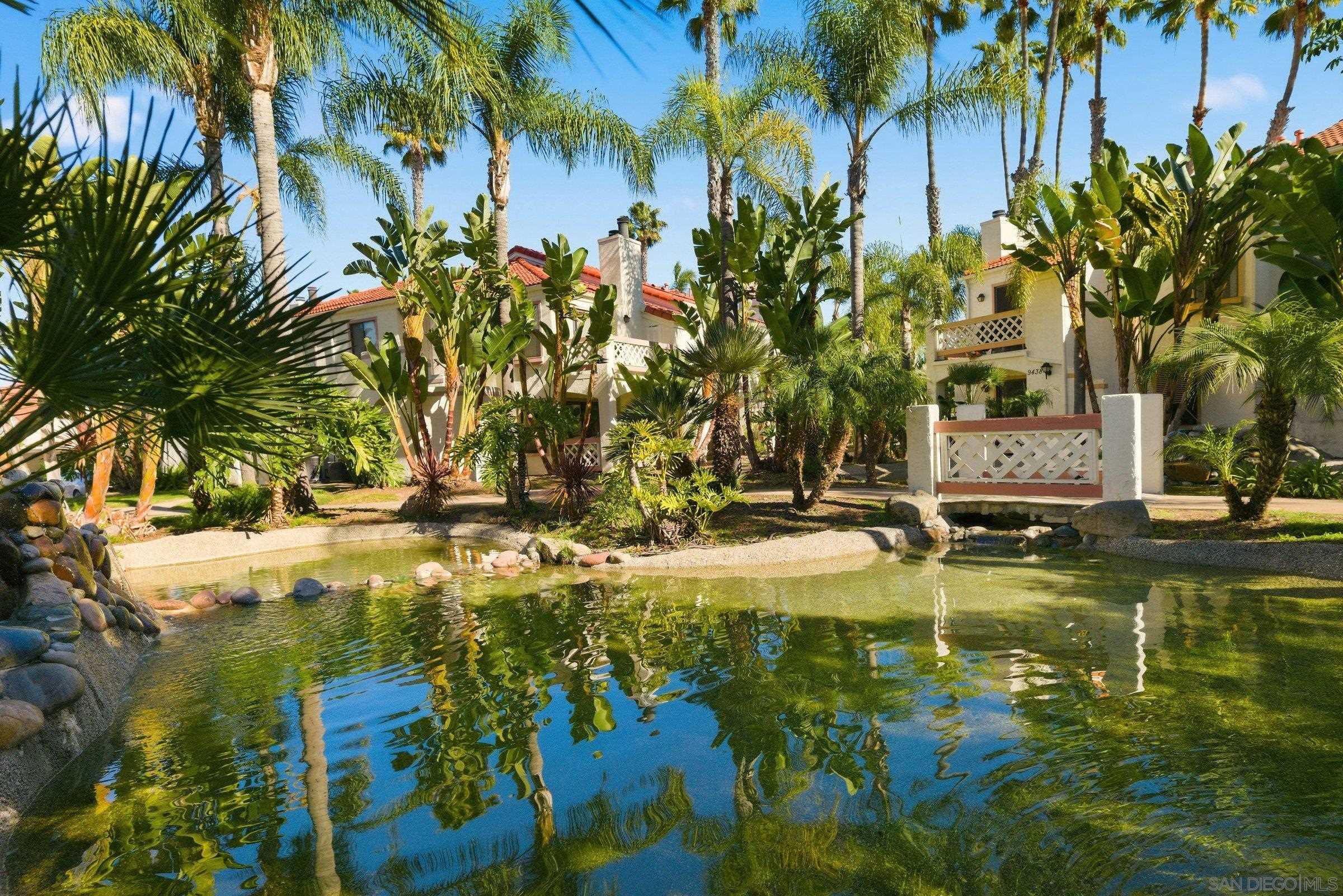 Detail Gallery Image 28 of 36 For 9454  Twin Trails Dr  #103,  San Diego,  CA 92129 - 3 Beds | 2 Baths