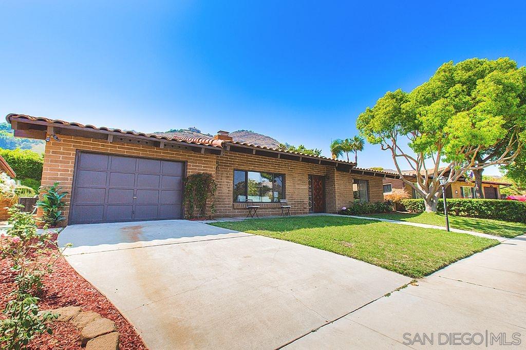 Detail Gallery Image 2 of 25 For 3211  via De Todos Santos, Fallbrook,  CA 92028 - 2 Beds | 2 Baths