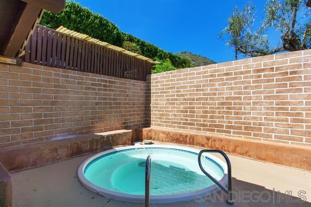Detail Gallery Image 22 of 25 For 3211  via De Todos Santos, Fallbrook,  CA 92028 - 2 Beds | 2 Baths