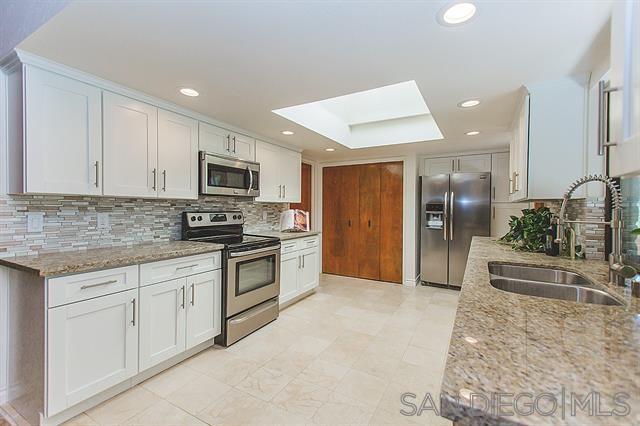 Detail Gallery Image 8 of 25 For 3211  via De Todos Santos, Fallbrook,  CA 92028 - 2 Beds | 2 Baths