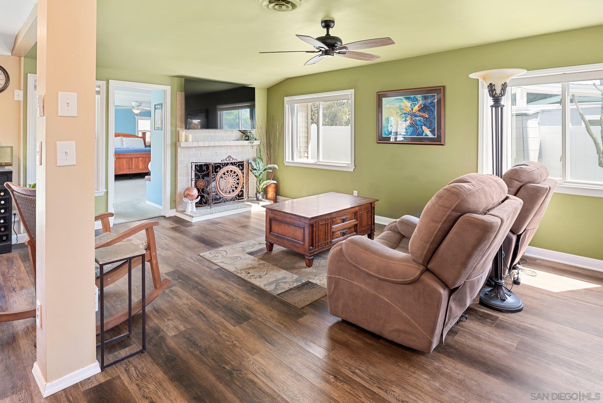 Detail Gallery Image 15 of 36 For 6353  Lake Albano Ave, San Diego,  CA 92119 - 3 Beds | 2 Baths