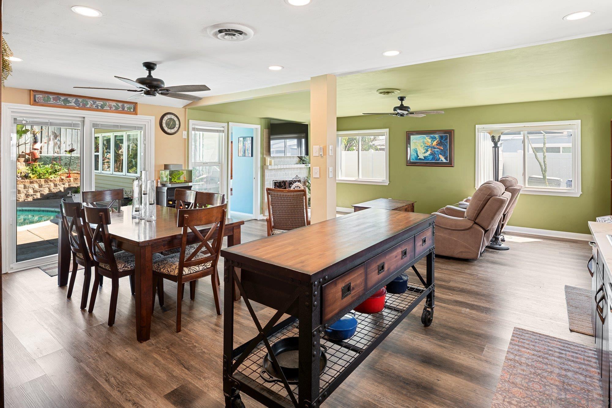 Detail Gallery Image 3 of 36 For 6353  Lake Albano Ave, San Diego,  CA 92119 - 3 Beds | 2 Baths