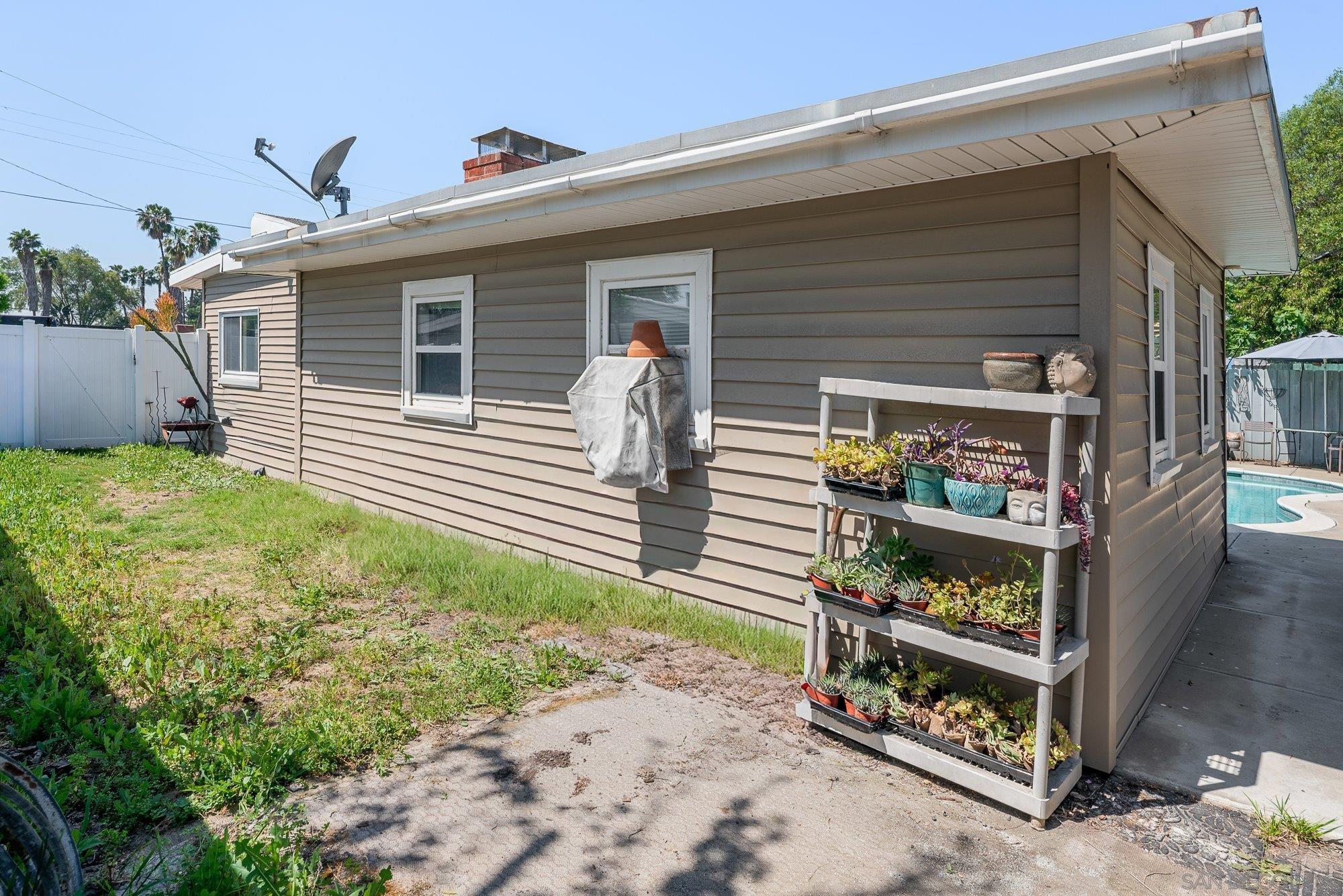 Detail Gallery Image 30 of 36 For 6353  Lake Albano Ave, San Diego,  CA 92119 - 3 Beds | 2 Baths