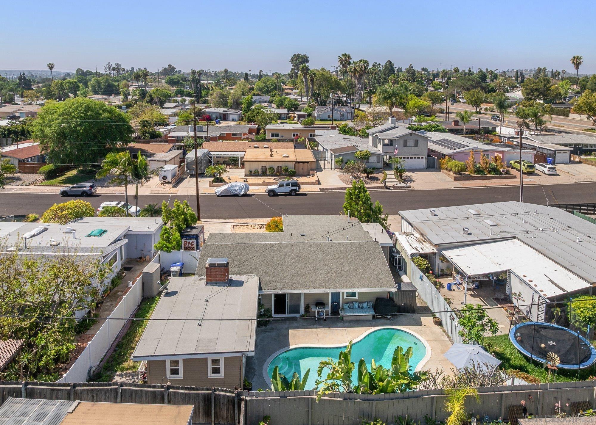 Detail Gallery Image 32 of 36 For 6353  Lake Albano Ave, San Diego,  CA 92119 - 3 Beds | 2 Baths