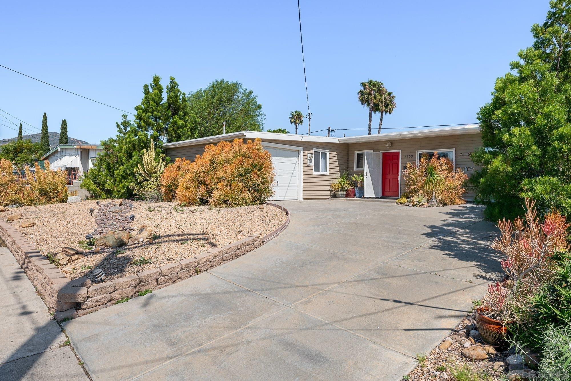 Detail Gallery Image 7 of 36 For 6353  Lake Albano Ave, San Diego,  CA 92119 - 3 Beds | 2 Baths