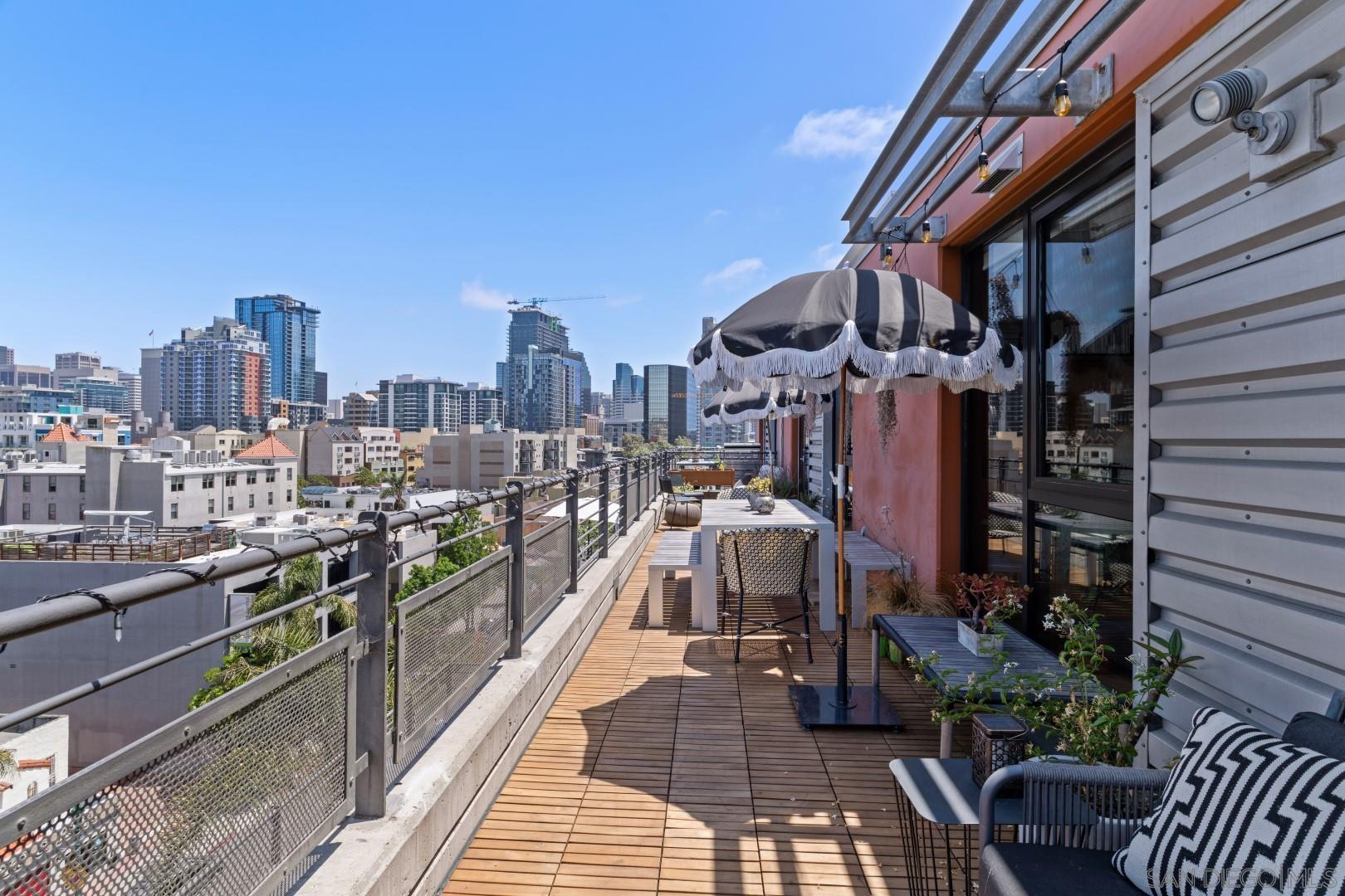 Detail Gallery Image 3 of 16 For 1780  Kettner  802, San Diego,  CA 92101 - 2 Beds | 2 Baths