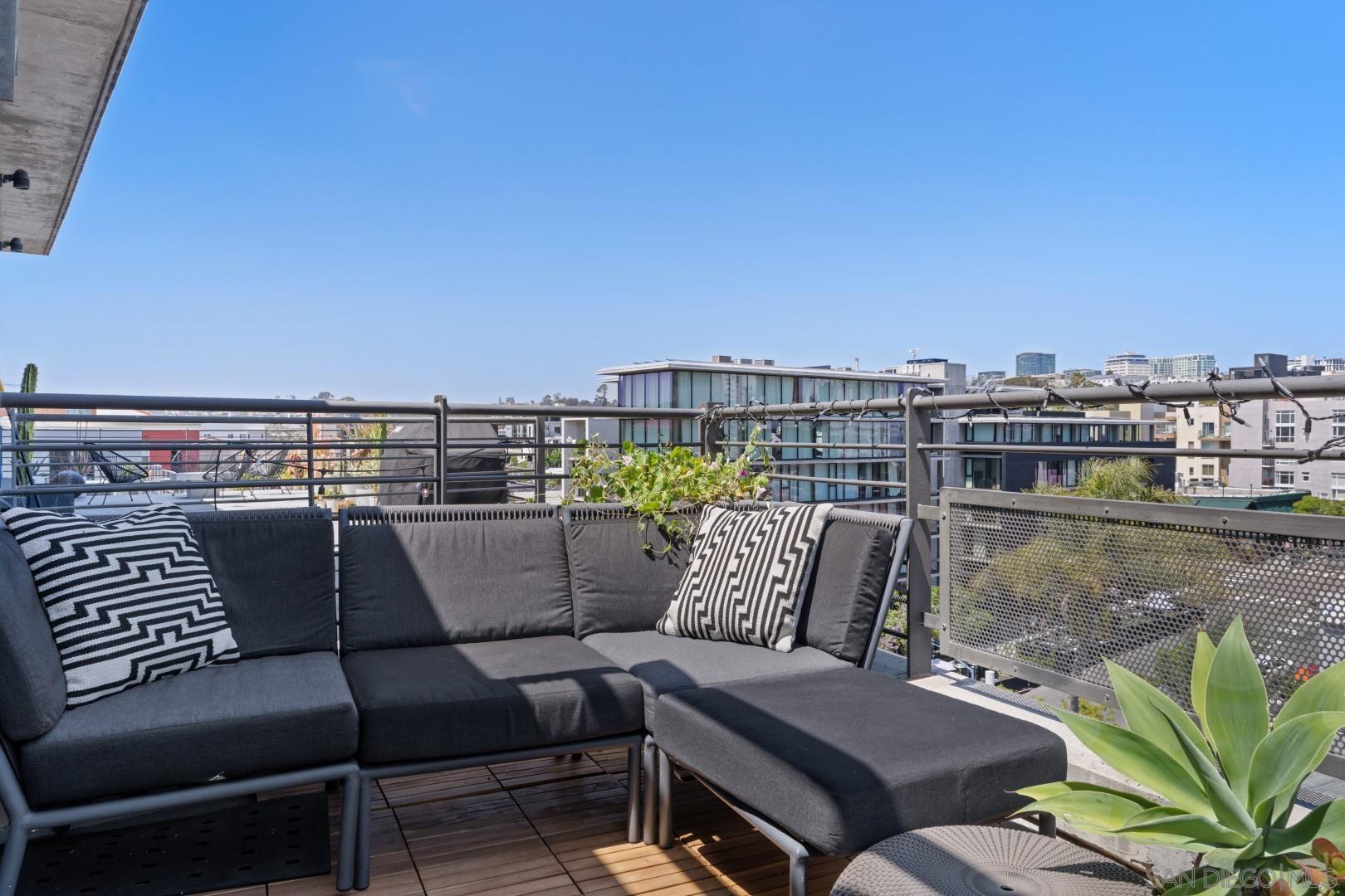 Detail Gallery Image 5 of 16 For 1780  Kettner  802, San Diego,  CA 92101 - 2 Beds | 2 Baths