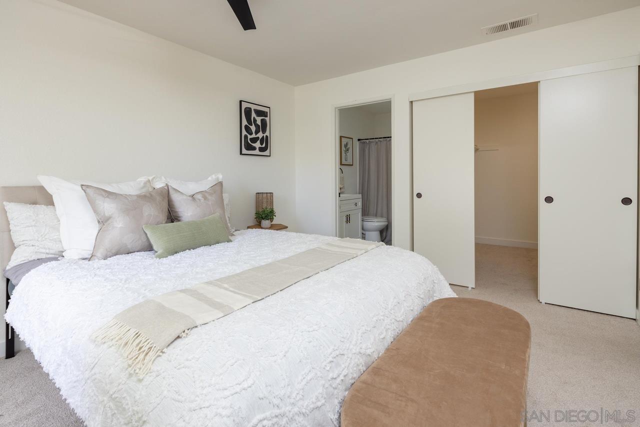 Detail Gallery Image 12 of 21 For 9449  Fairgrove Ln  102, San Diego,  CA 92129 - 2 Beds | 2 Baths