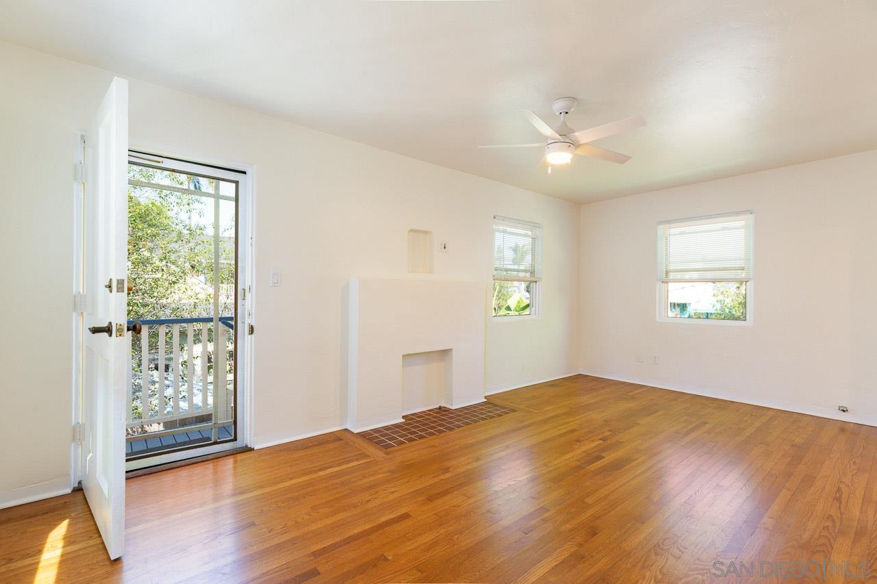 Detail Gallery Image 2 of 21 For 1010  5th, Coronado,  CA 92118 - 2 Beds | 2 Baths