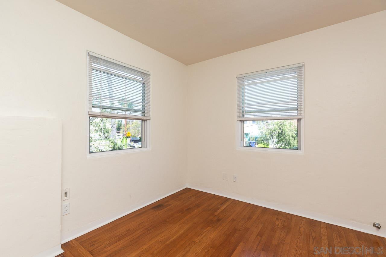 Detail Gallery Image 4 of 21 For 1010  5th, Coronado,  CA 92118 - 2 Beds | 2 Baths