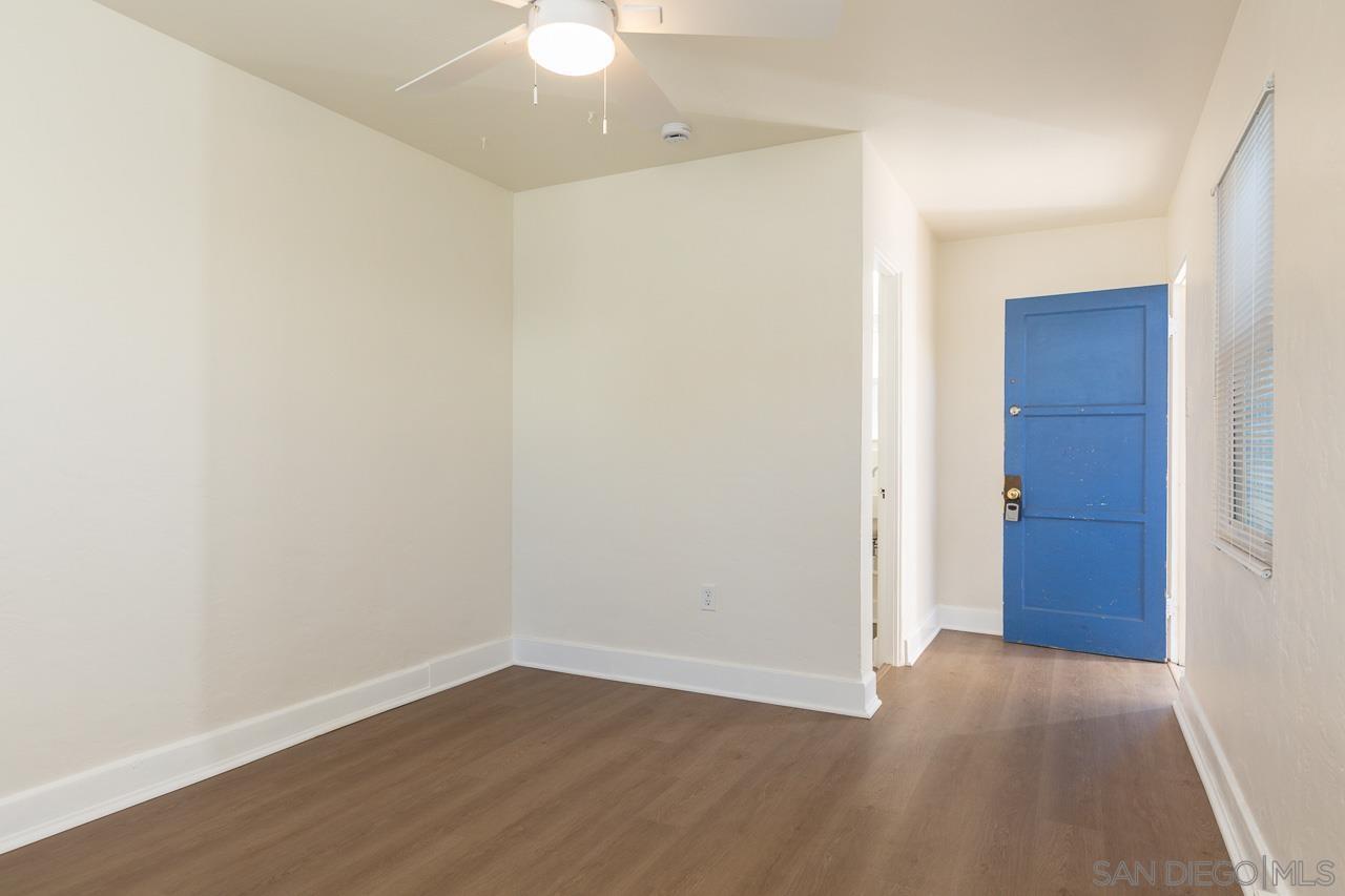 Detail Gallery Image 7 of 21 For 1010  5th, Coronado,  CA 92118 - 2 Beds | 2 Baths