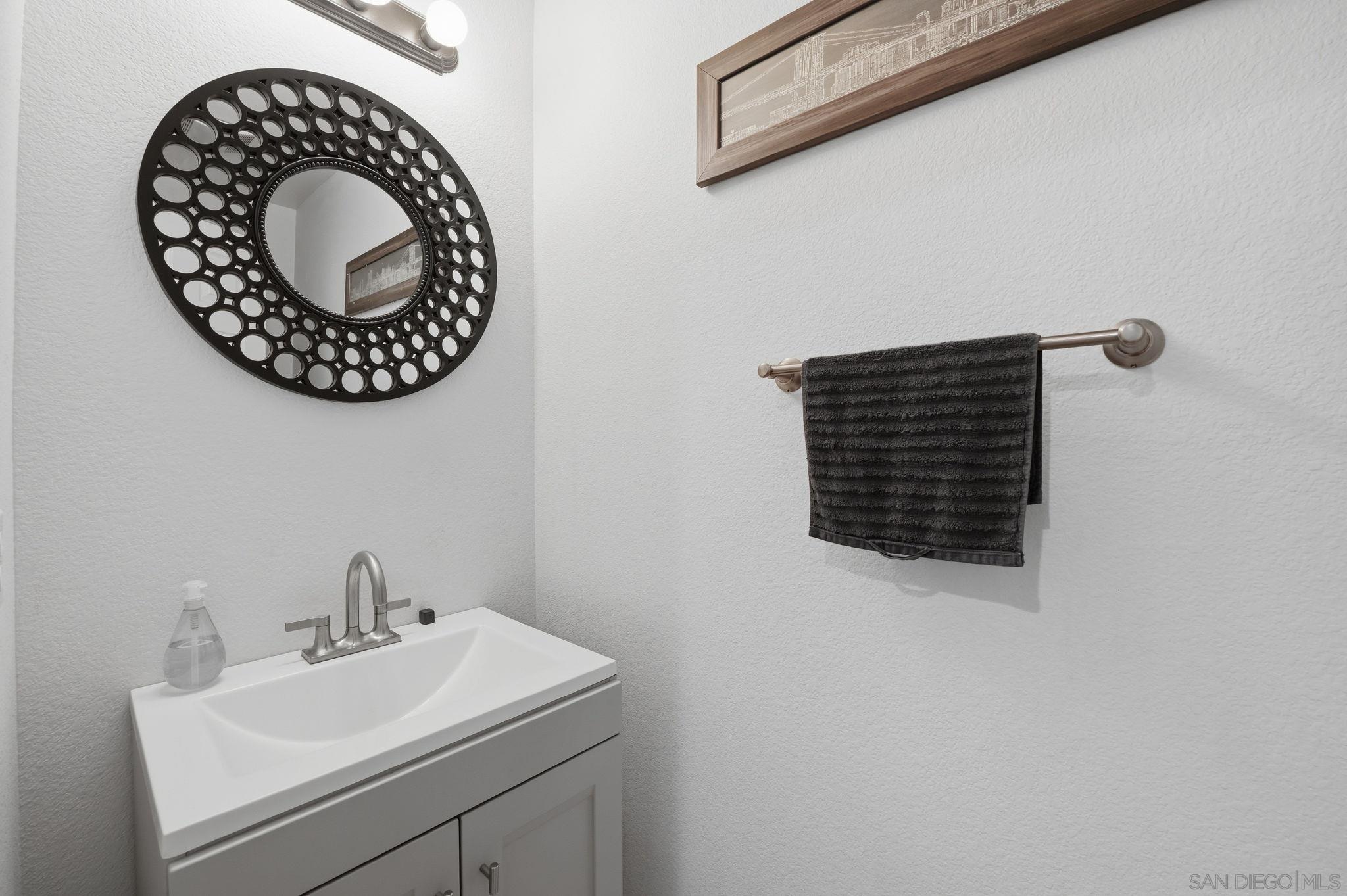 Detail Gallery Image 13 of 39 For 1768  Morgans Avenue, San Marcos,  CA 92078 - 3 Beds | 2/1 Baths