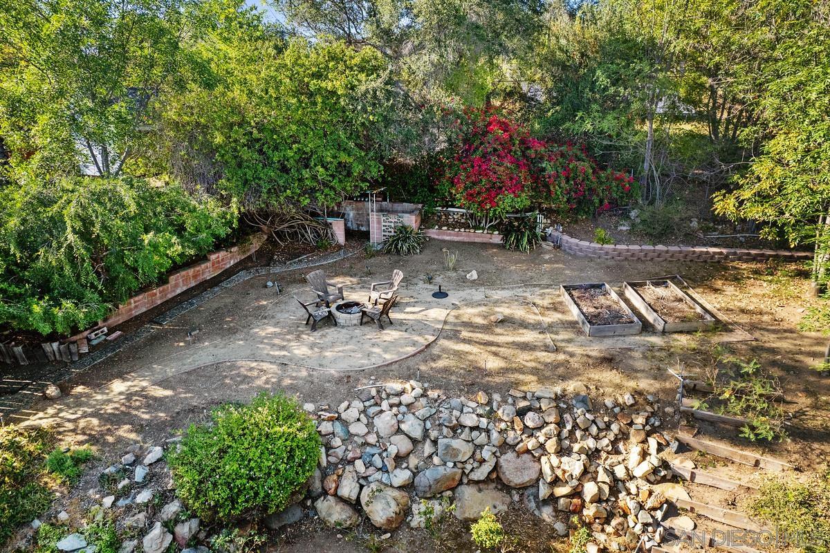 Detail Gallery Image 27 of 37 For 320  Beaumont Dr., Vista,  CA 92084 - 3 Beds | 2 Baths