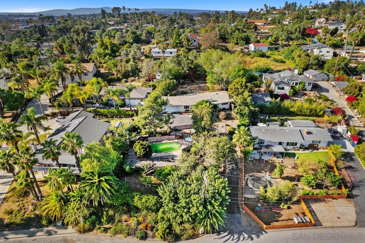 Detail Gallery Image 29 of 37 For 320  Beaumont Dr., Vista,  CA 92084 - 3 Beds | 2 Baths