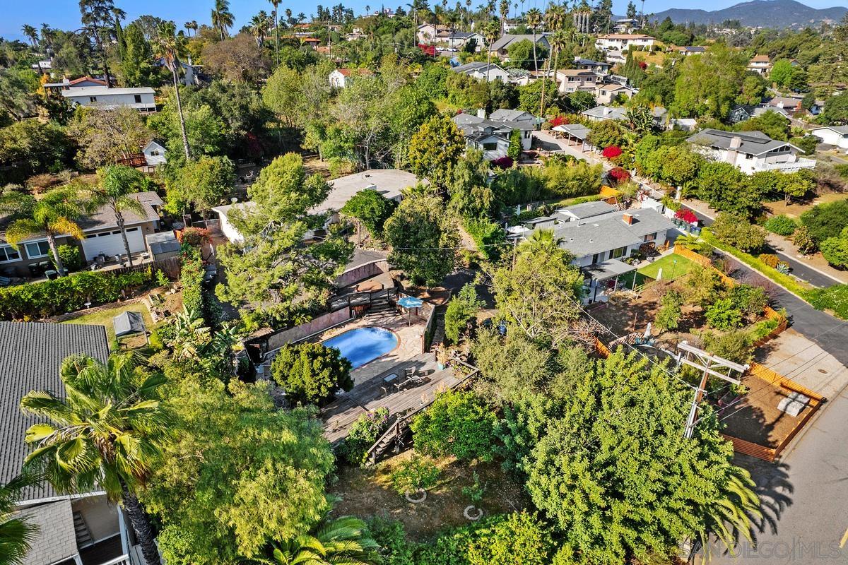 Detail Gallery Image 35 of 37 For 320  Beaumont Dr., Vista,  CA 92084 - 3 Beds | 2 Baths