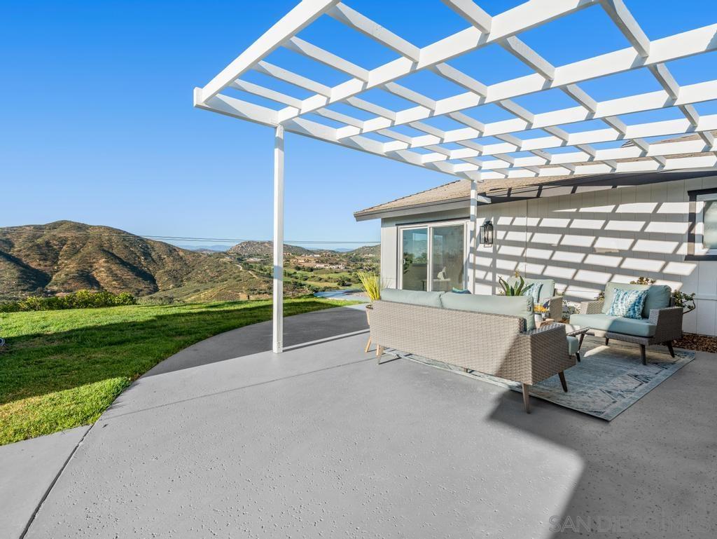 Detail Gallery Image 38 of 71 For 17906  Saint Andrews Dr, Poway,  CA 92064 - 4 Beds | 2 Baths