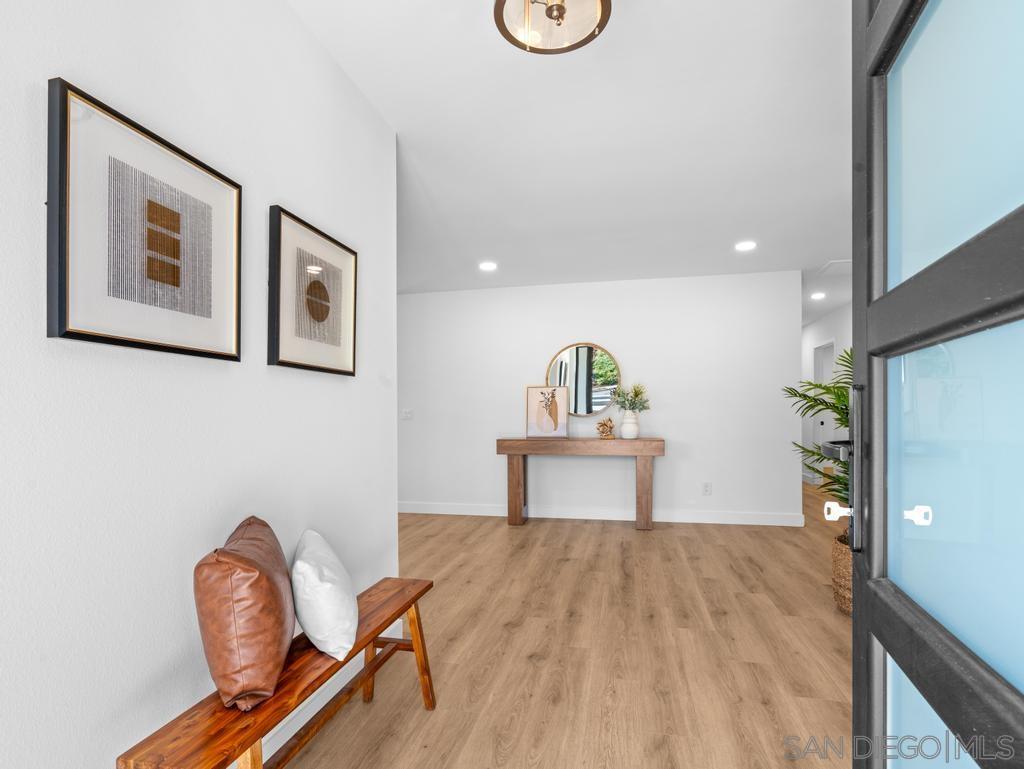 Detail Gallery Image 5 of 71 For 17906  Saint Andrews Dr, Poway,  CA 92064 - 4 Beds | 2 Baths