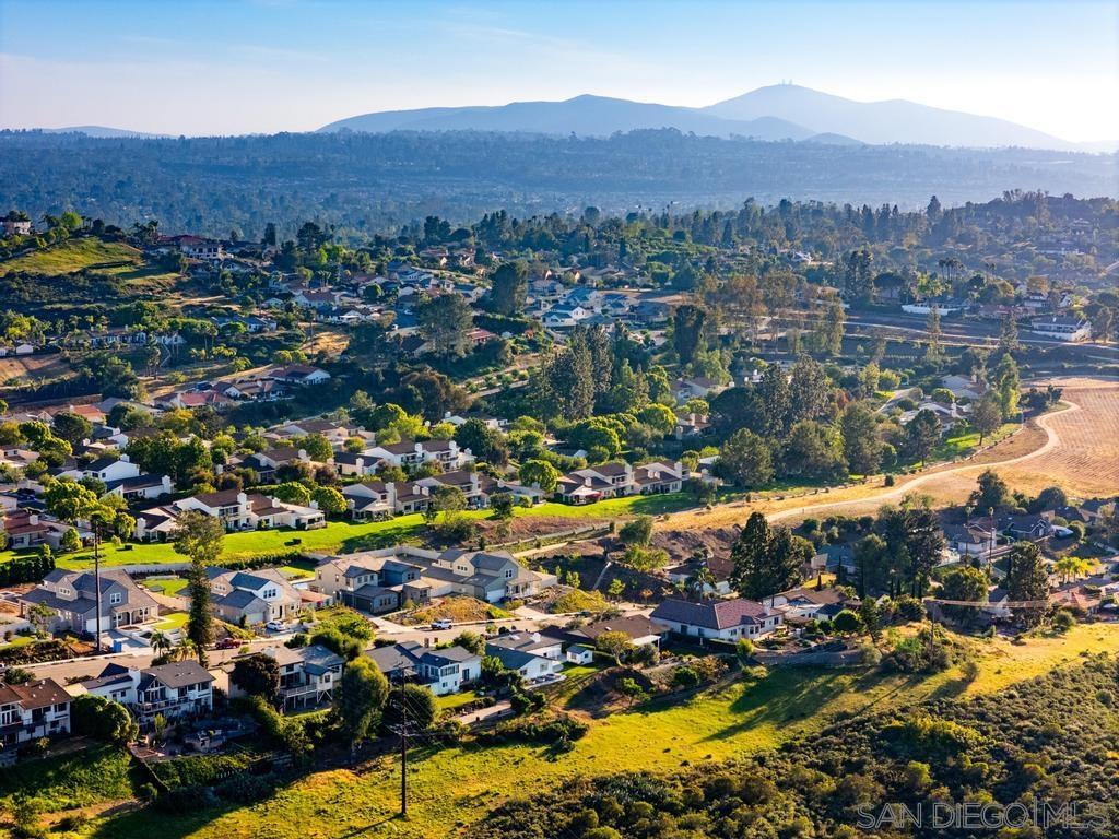 Detail Gallery Image 49 of 71 For 17906  Saint Andrews Dr, Poway,  CA 92064 - 4 Beds | 2 Baths