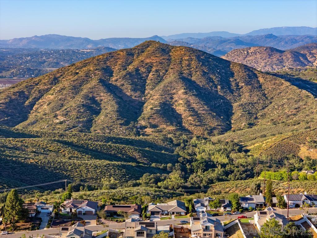 Detail Gallery Image 52 of 71 For 17906  Saint Andrews Dr, Poway,  CA 92064 - 4 Beds | 2 Baths