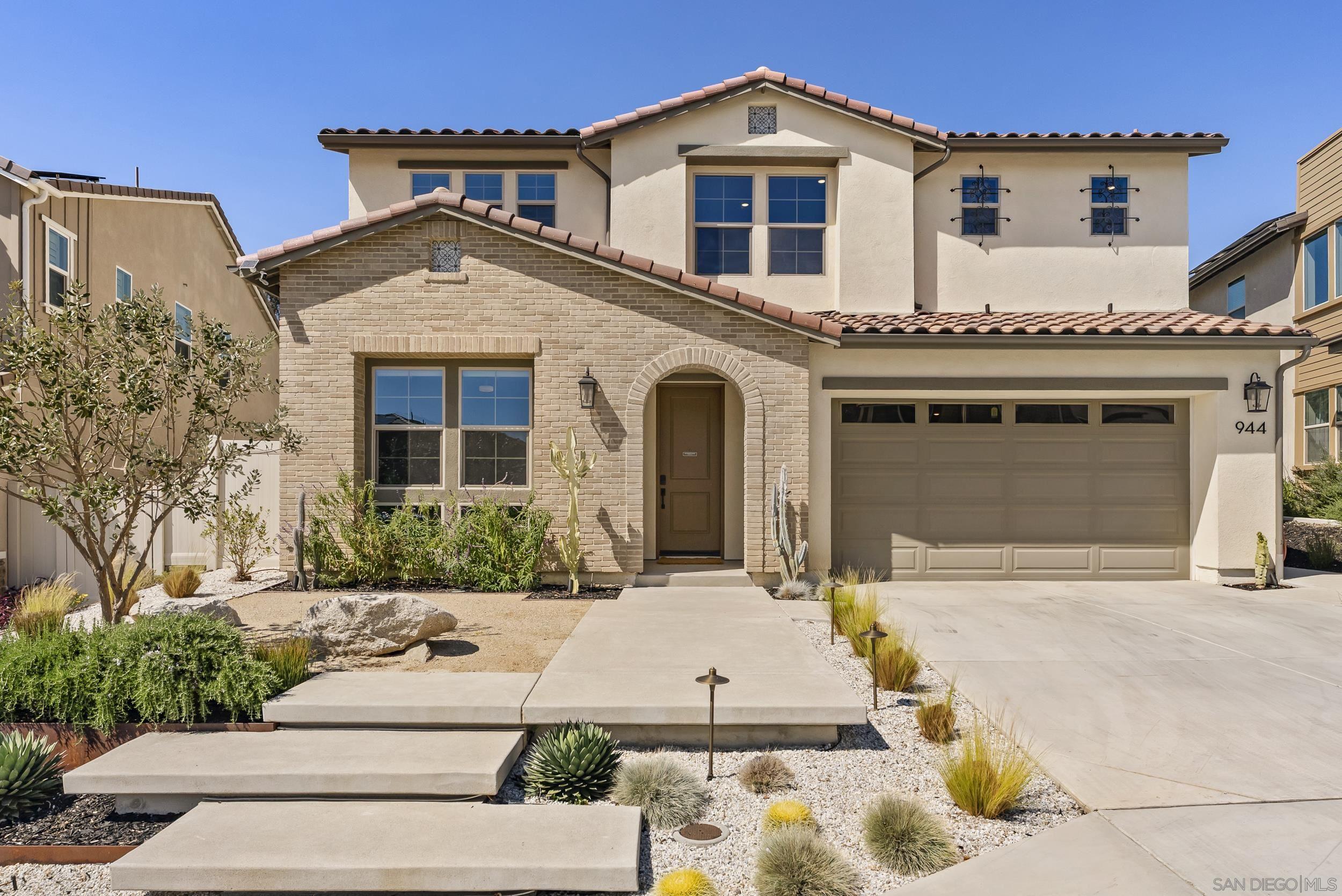 Detail Gallery Image 2 of 52 For 944  Lindbergh, San Marcos,  CA 92069 - 5 Beds | 4/1 Baths
