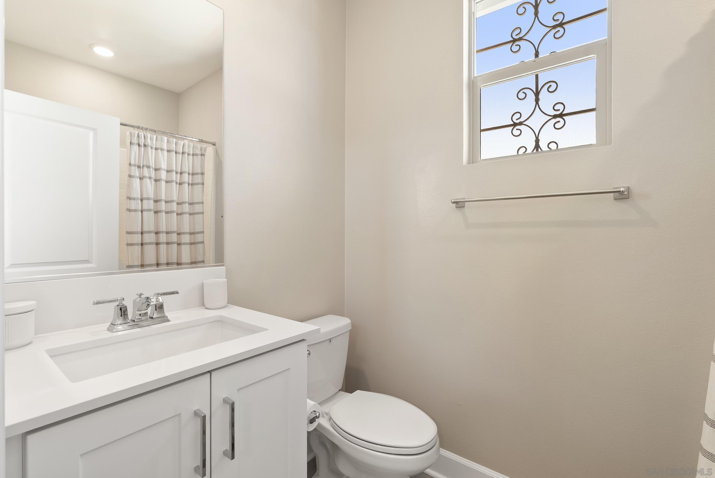 Detail Gallery Image 29 of 52 For 944  Lindbergh, San Marcos,  CA 92069 - 5 Beds | 4/1 Baths
