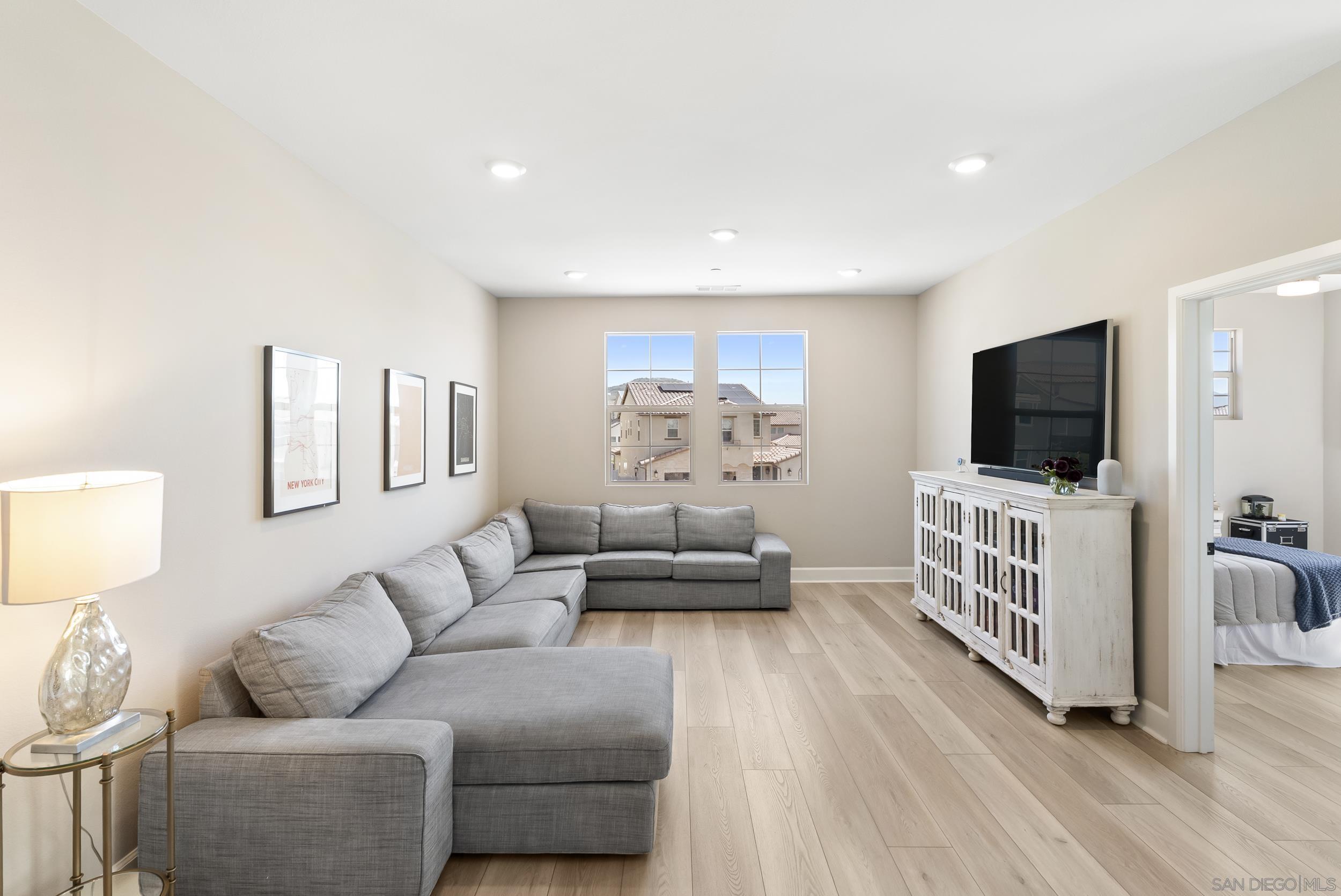 Detail Gallery Image 31 of 52 For 944  Lindbergh, San Marcos,  CA 92069 - 5 Beds | 4/1 Baths