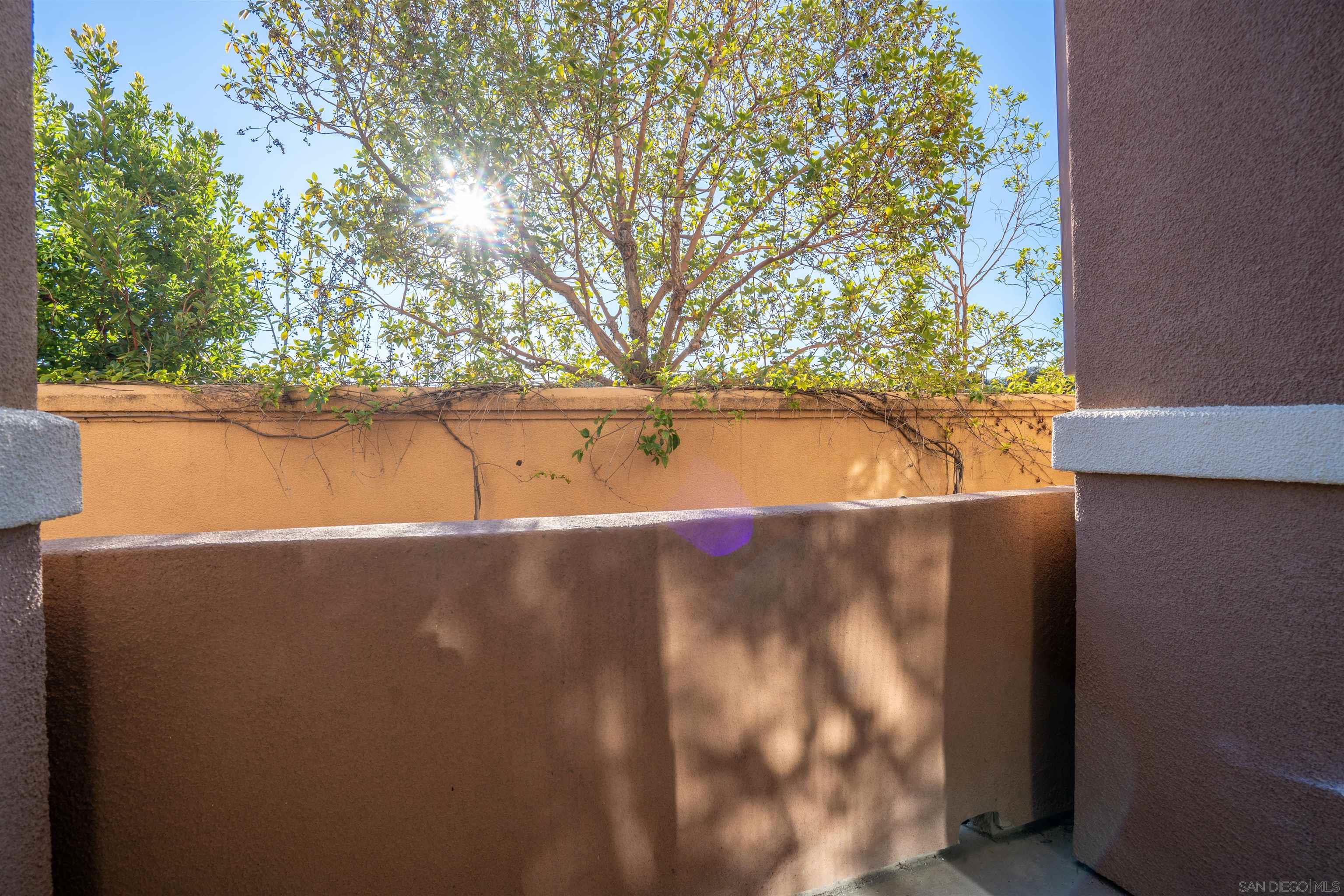 Detail Gallery Image 13 of 27 For 12376  Carmel Country Rd  #107,  San Diego,  CA 92130 - 3 Beds | 2 Baths