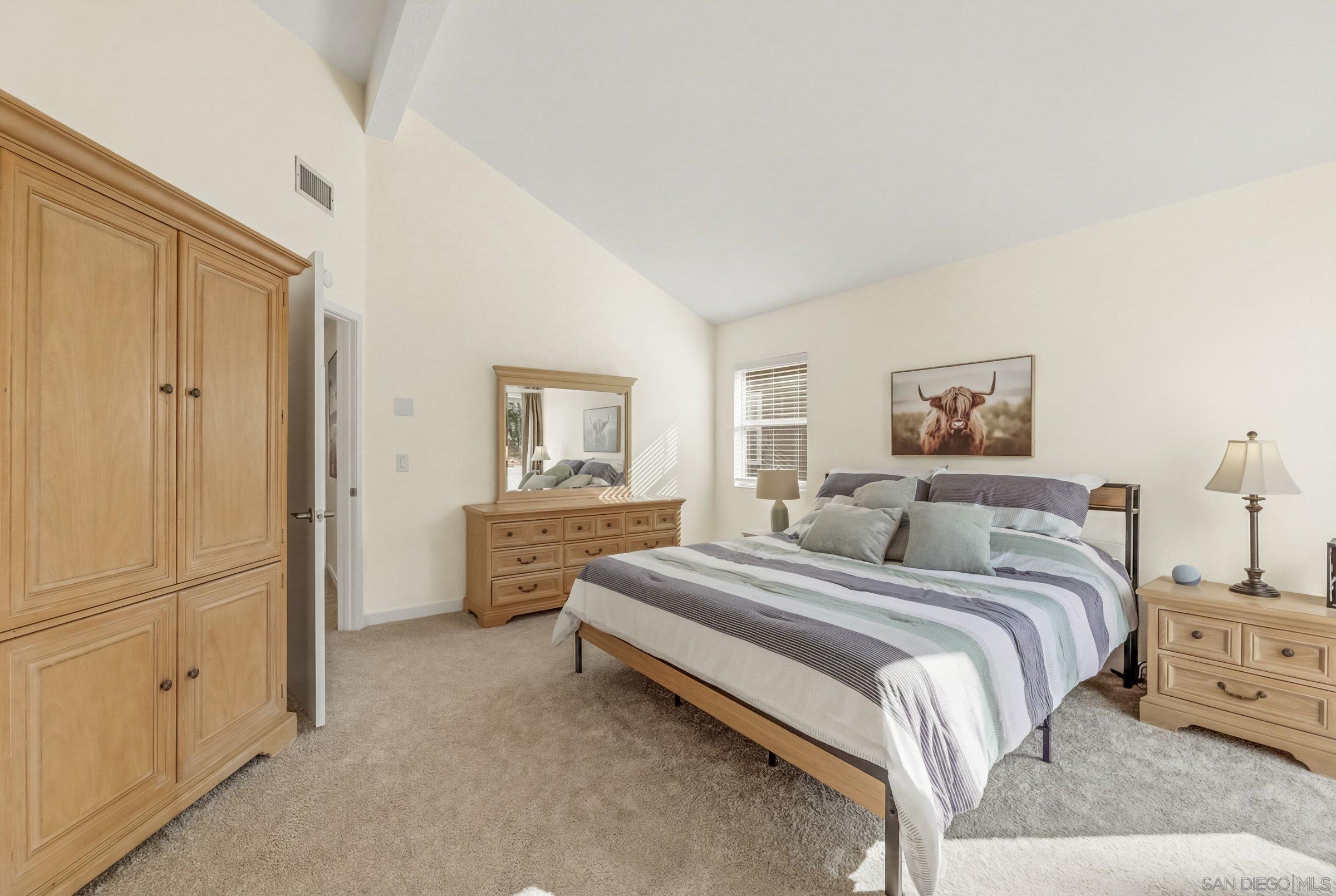 Detail Gallery Image 19 of 29 For 1772  Avenida Segovia, Oceanside,  CA 92056 - 4 Beds | 3 Baths