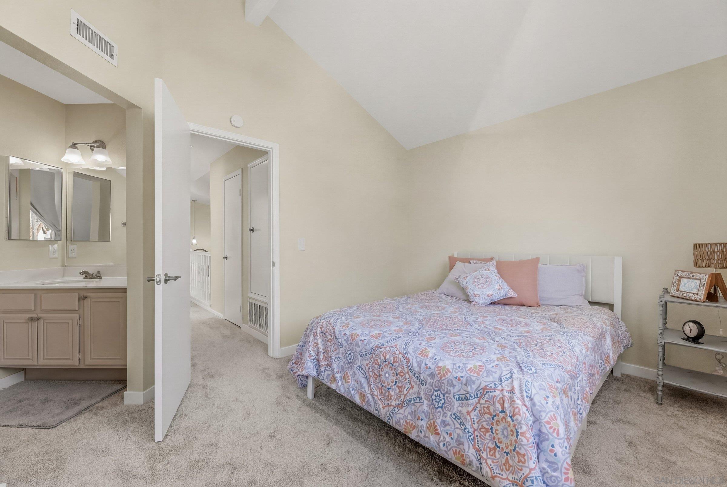 Detail Gallery Image 25 of 29 For 1772  Avenida Segovia, Oceanside,  CA 92056 - 4 Beds | 3 Baths