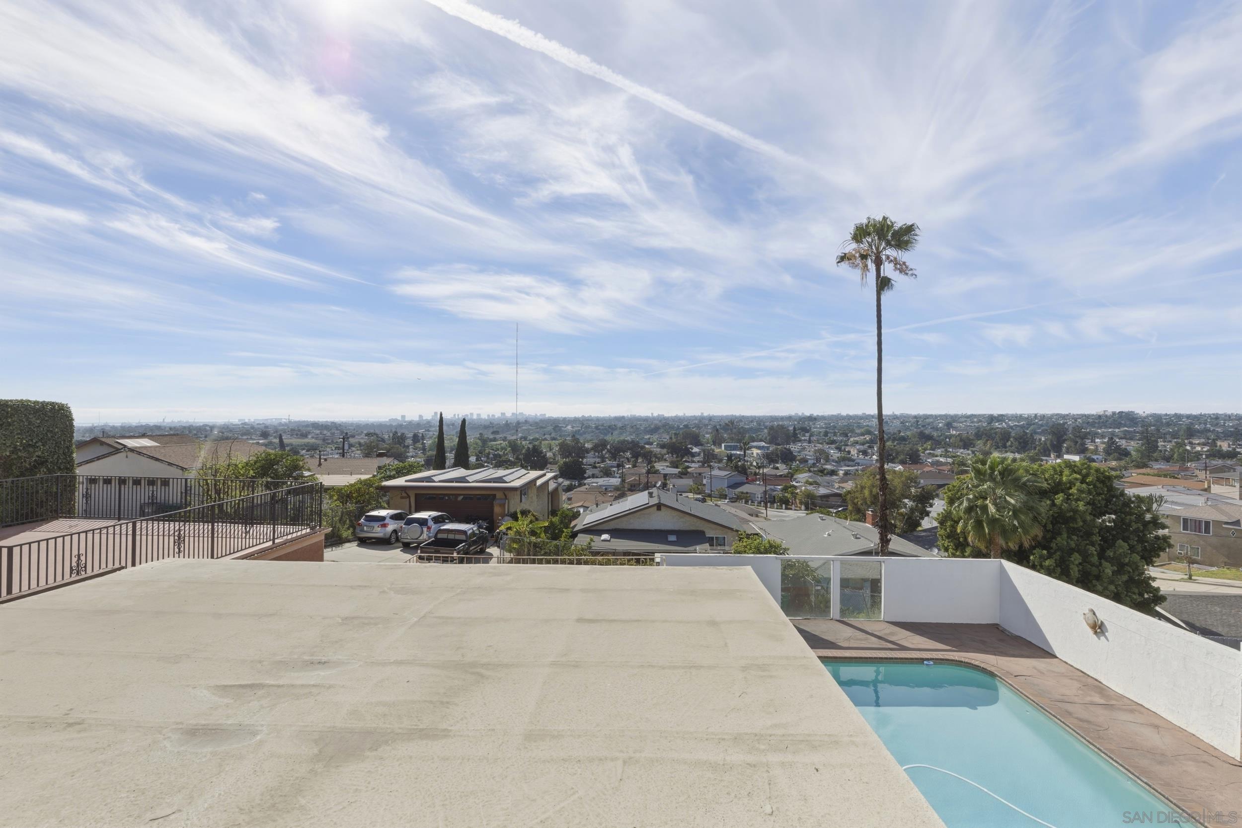 Detail Gallery Image 16 of 26 For 2460  56th St, San Diego,  CA 92105 - 4 Beds | 3 Baths