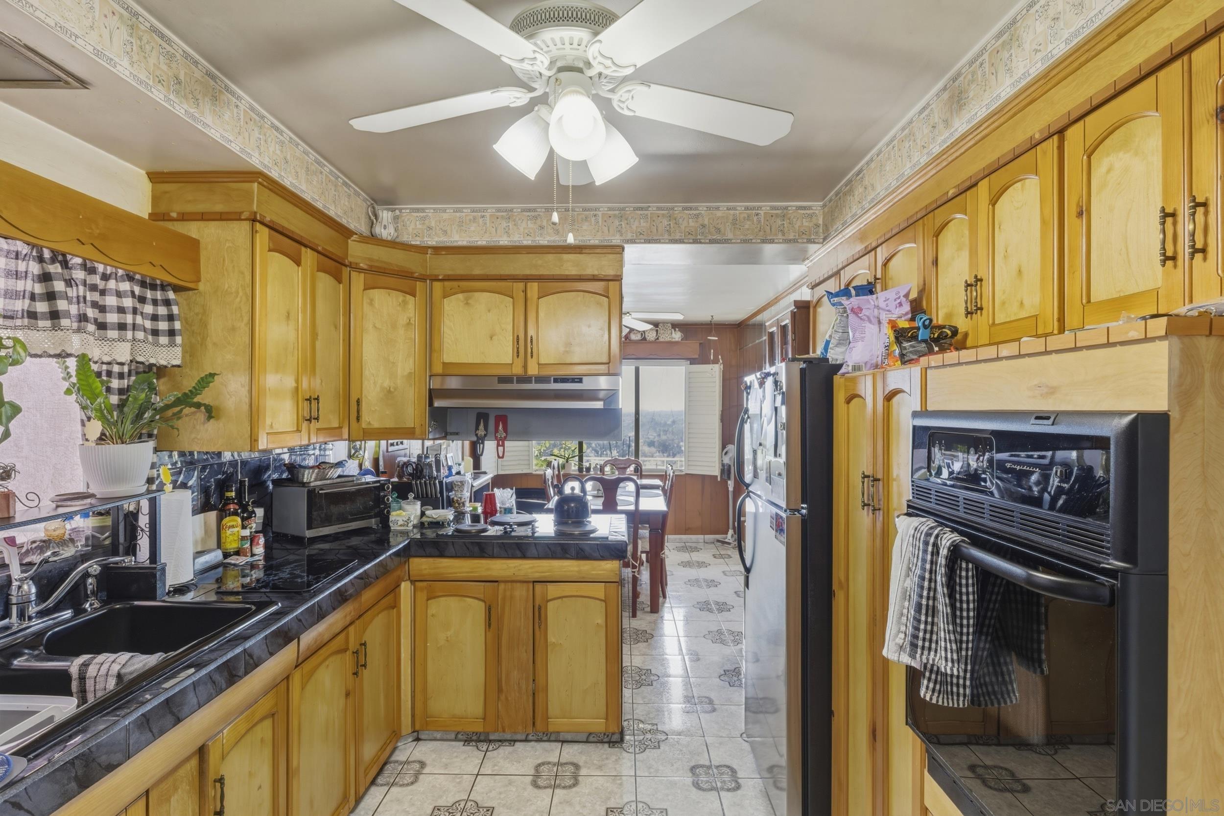 Detail Gallery Image 6 of 26 For 2460  56th St, San Diego,  CA 92105 - 4 Beds | 3 Baths