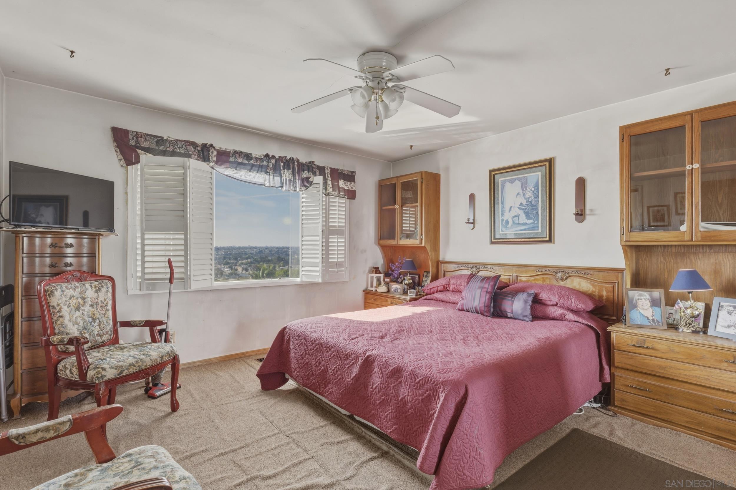 Detail Gallery Image 8 of 26 For 2460  56th St, San Diego,  CA 92105 - 4 Beds | 3 Baths