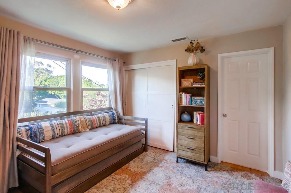 Detail Gallery Image 19 of 37 For 5438  Gilbert Dr  a, San Diego,  CA 92115 - 2 Beds | 1 Baths